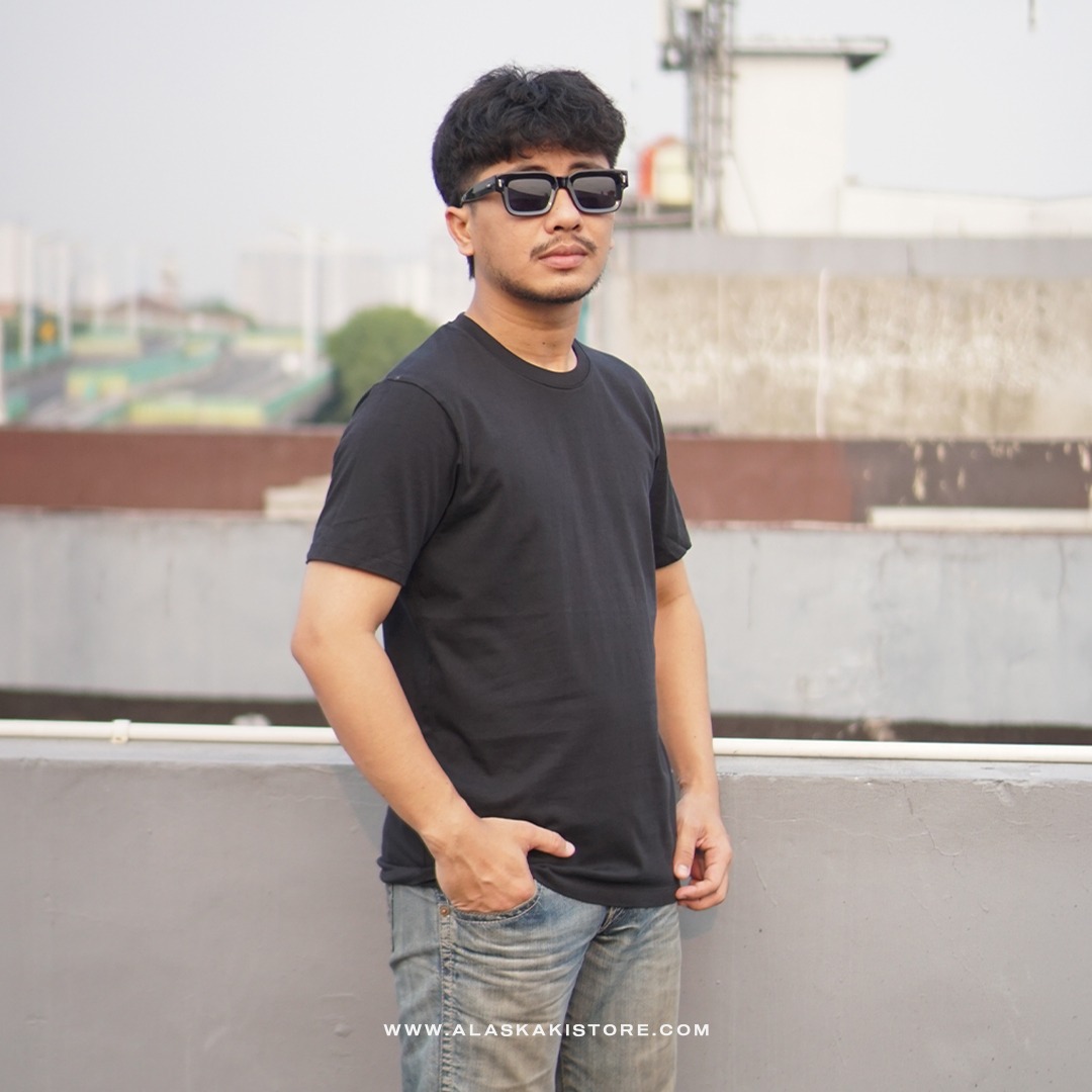 Fitted Tees by Common Issue Black CI4053