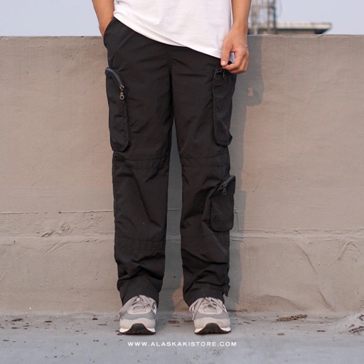 Image of Regular Nylon Cargo Pants by LCKR Black LC5005