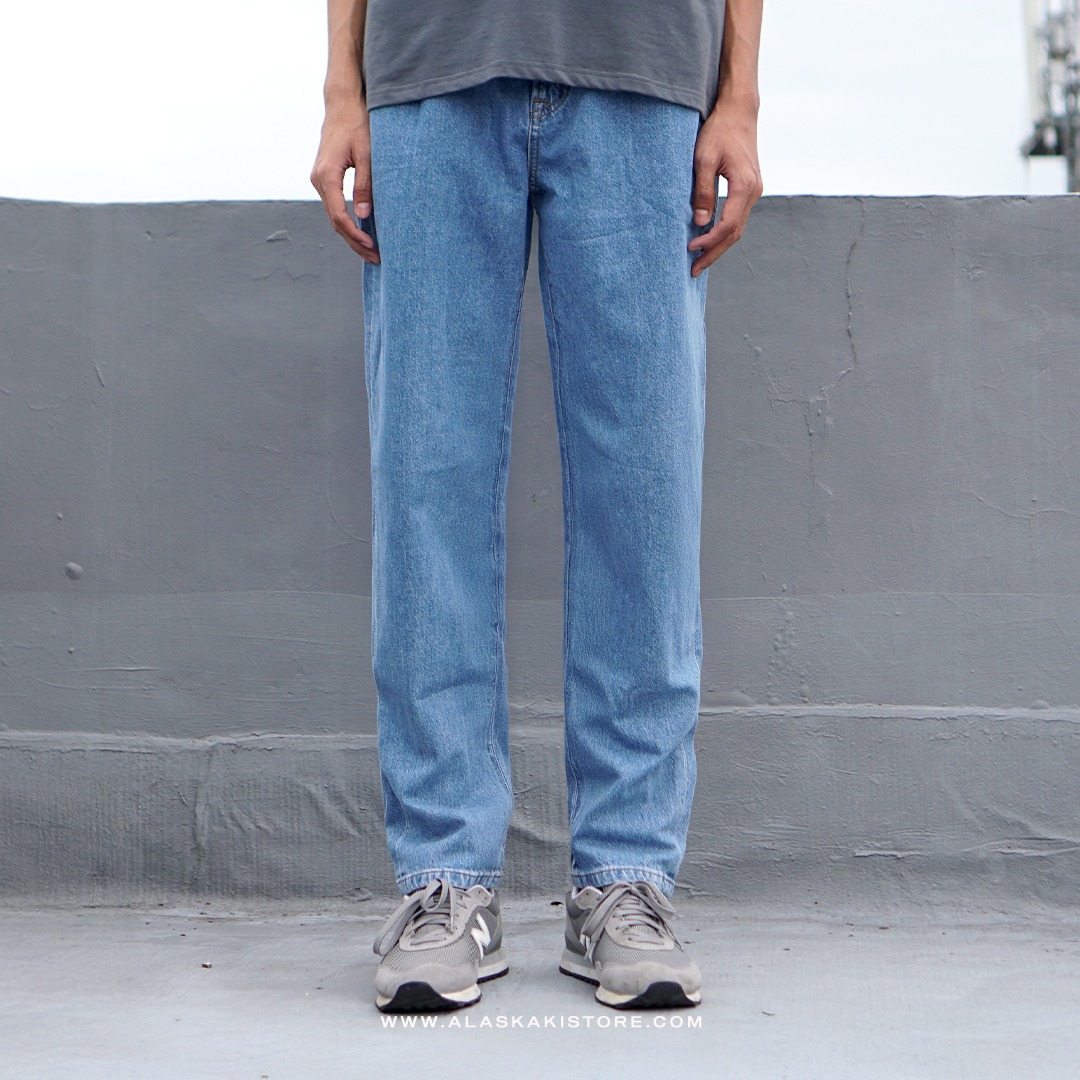 Regular Tapered Denim Jeans Light Blue GI5001