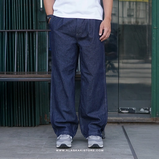 Image of Loose Fit Denim Jeans Indigo Blue GU5021