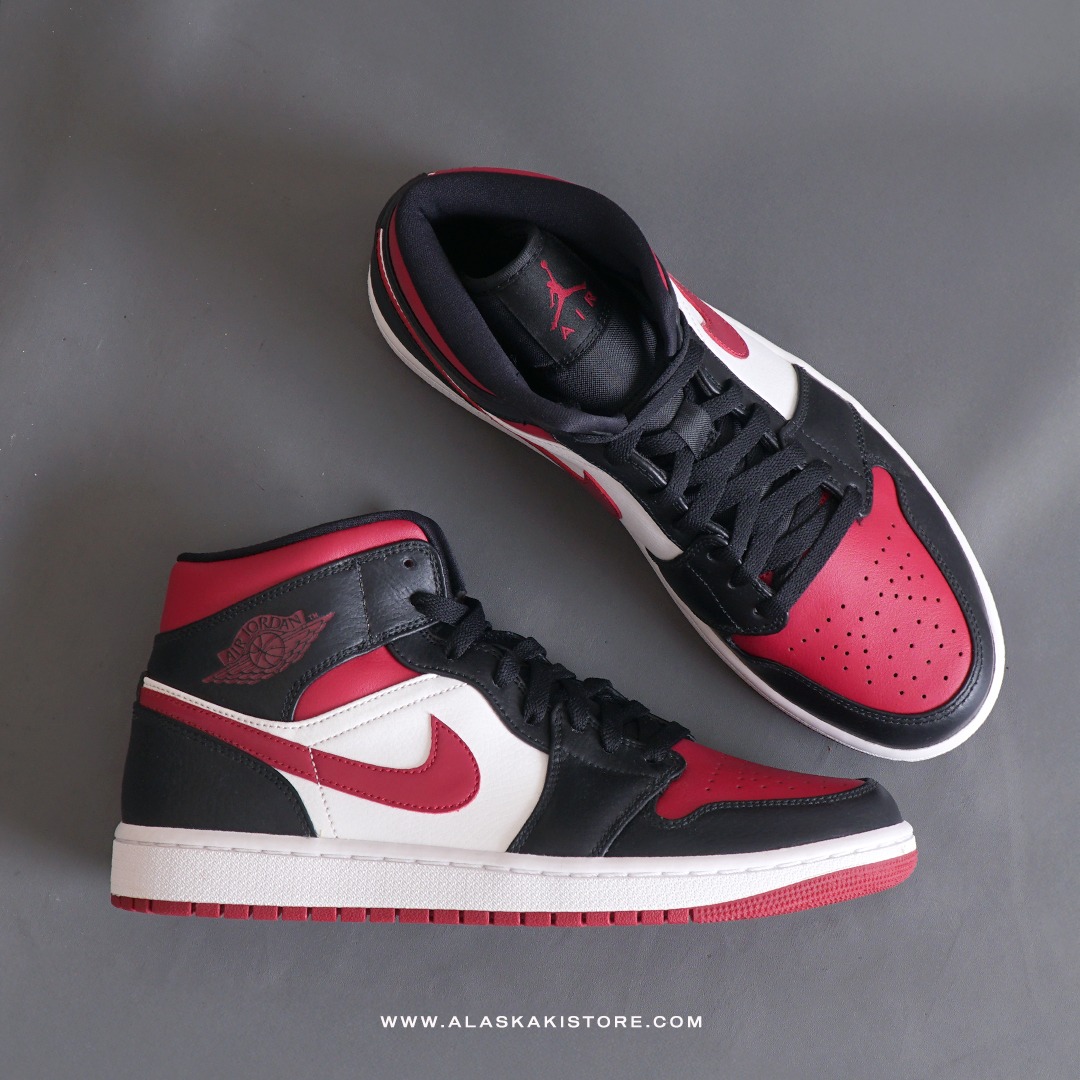 Air Jordan 1 Mid Bred Toe Noble Red (New)