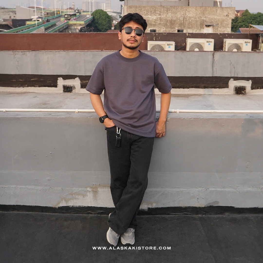Cotton Blend Heavyweight Oversized Tshirt by Common Issue Grey CI4051