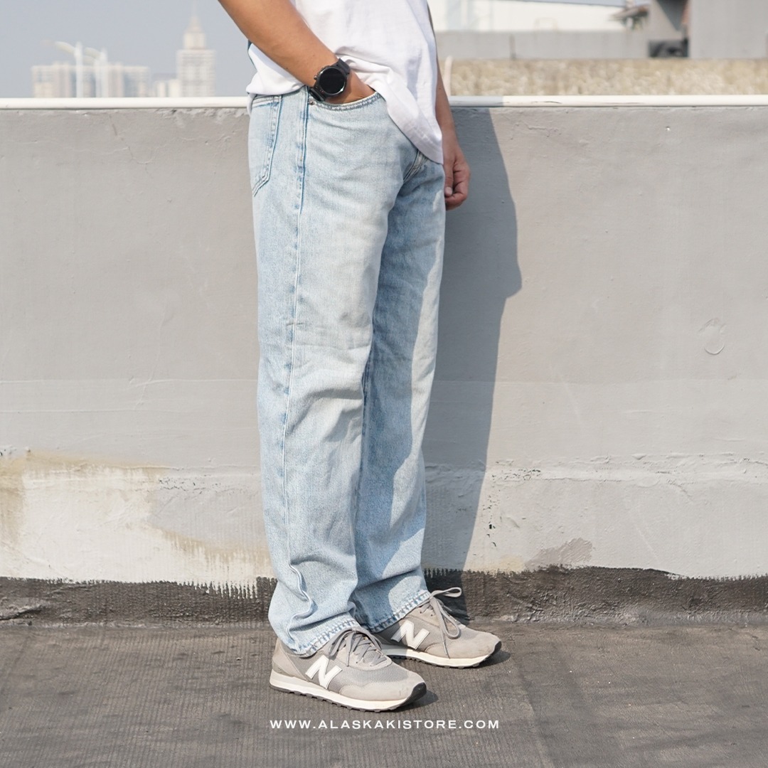 Loose/Relaxed Fit Jeans Light Washed GA5025