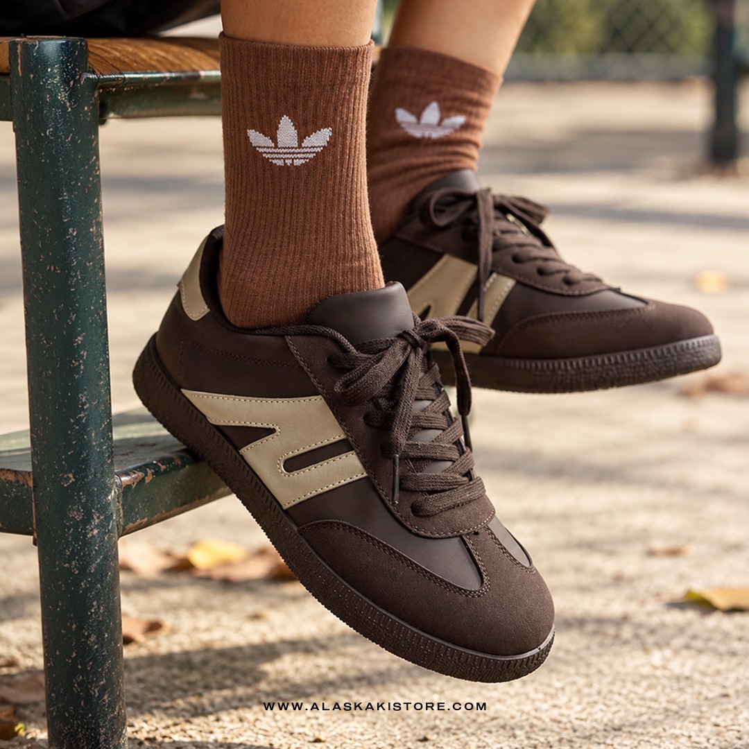 Trefoil Crew Socks Dark Brown AD9018