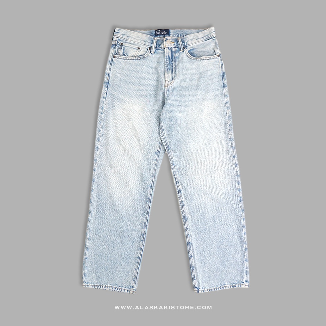 Loose/Relaxed Fit Jeans Light Washed GA5025