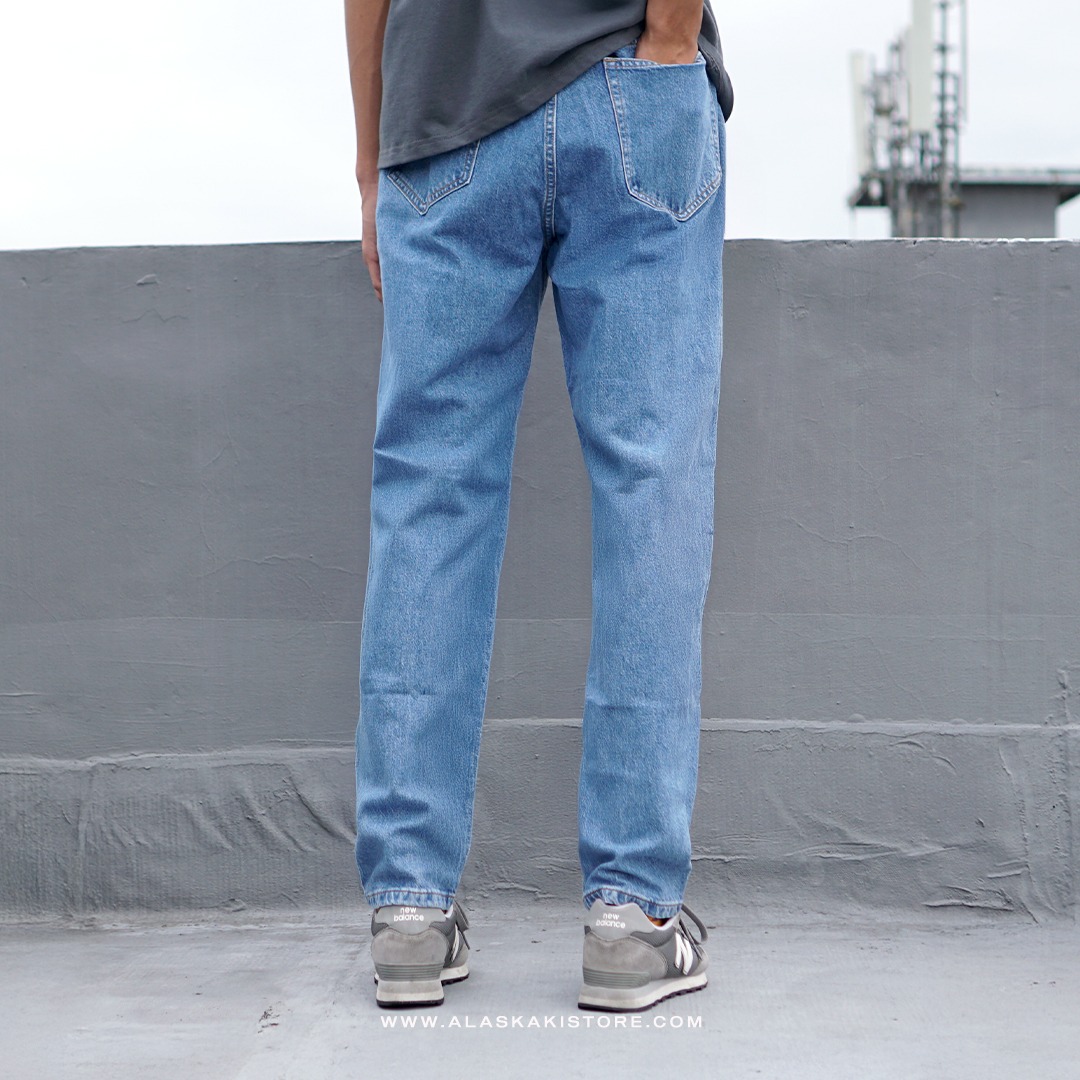 Regular Tapered Denim Jeans Light Blue GI5001