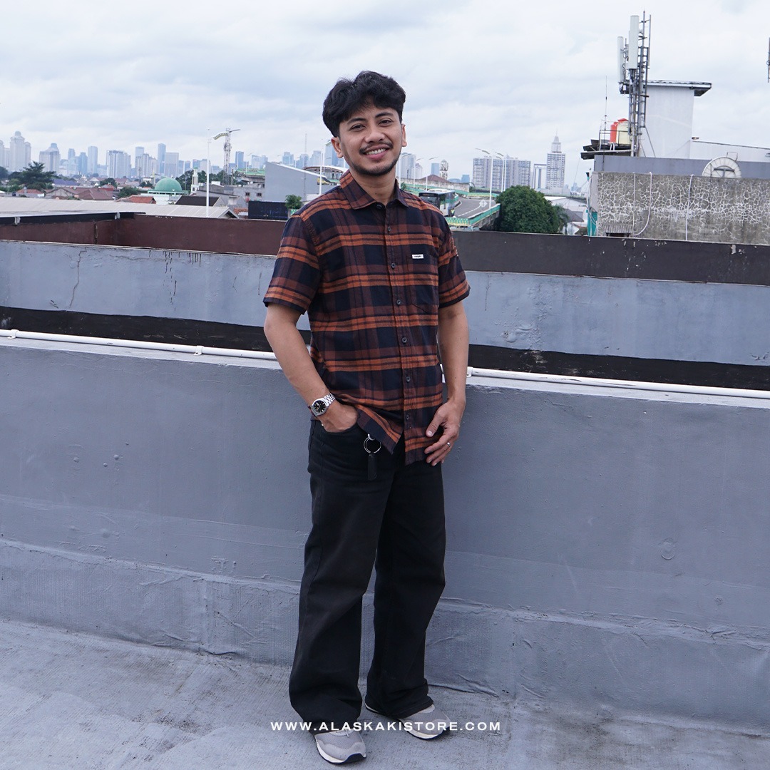 Short Sleeve Plaid Shirt Brown WR2001