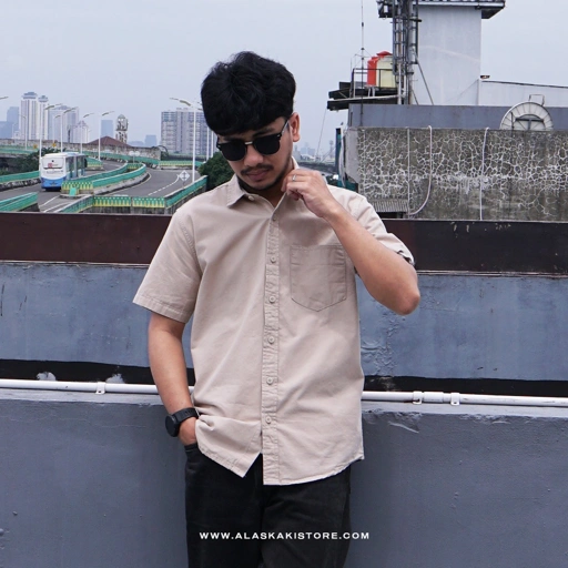 Image of Slim Short Sleeve Shirt Khaki WR2011