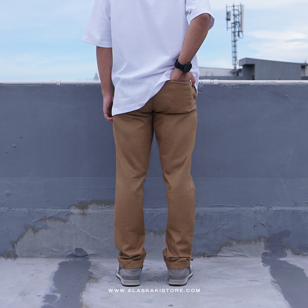 Straight Fit Chino Pants Brown ON5081