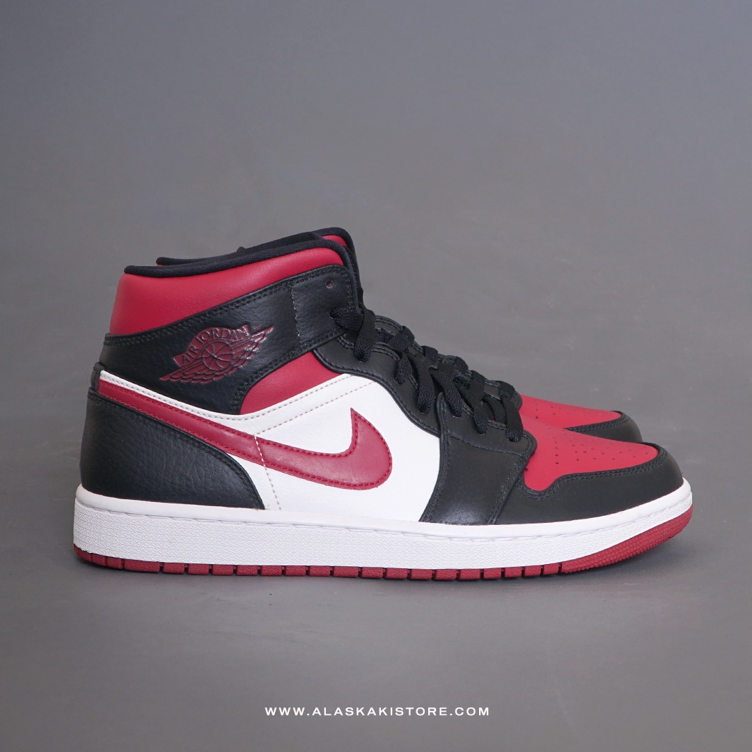 Air Jordan 1 Mid Bred Toe Noble Red (New)