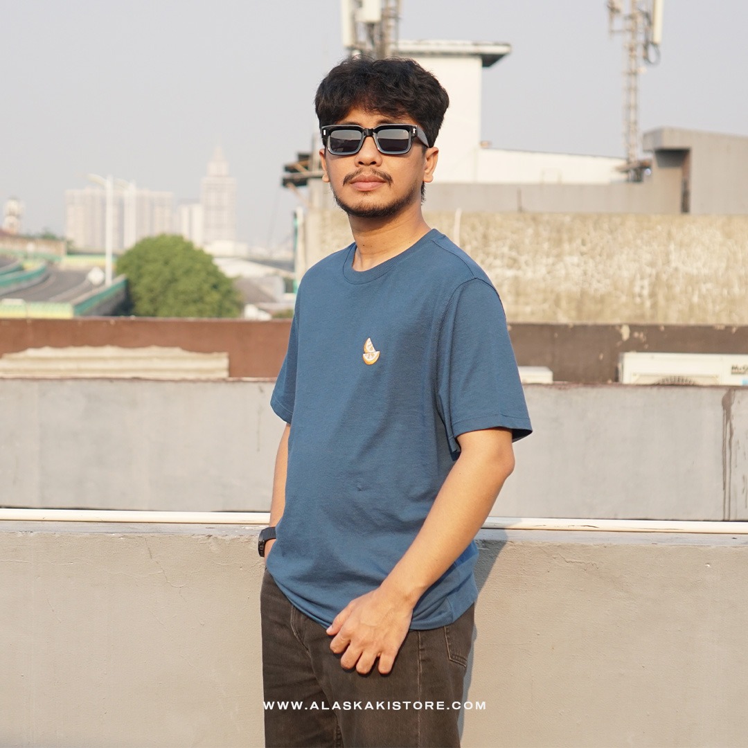 Standard Fit T-shirt Blue GF4048