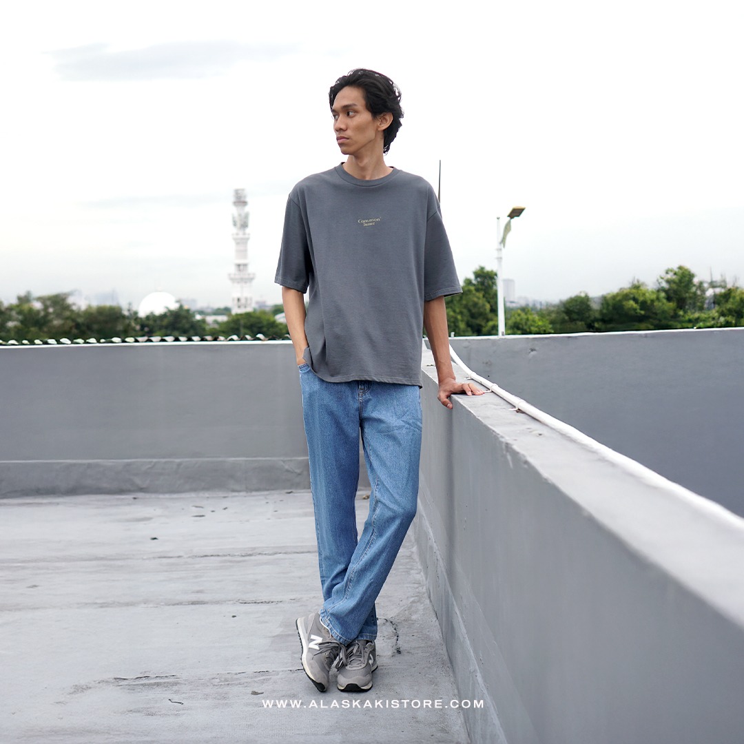 Regular Tapered Denim Jeans Light Blue GI5001