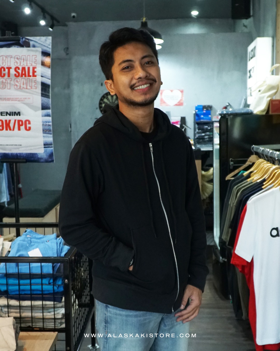 Alaskaki Concept Store Multi Brand Apparel. Fleece Hoodie Zipper