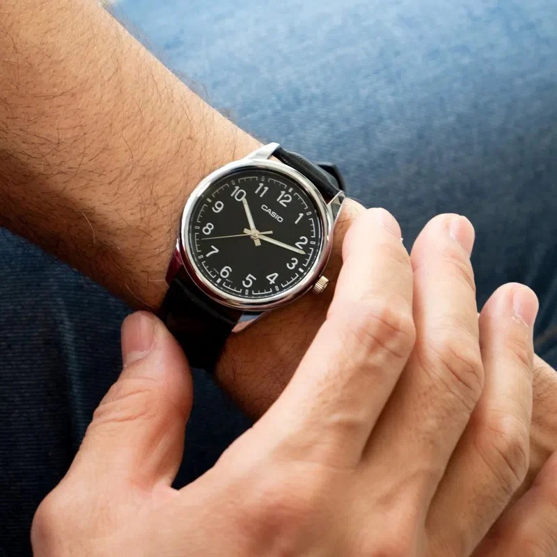 Casio MTP V005L 1B4UDF