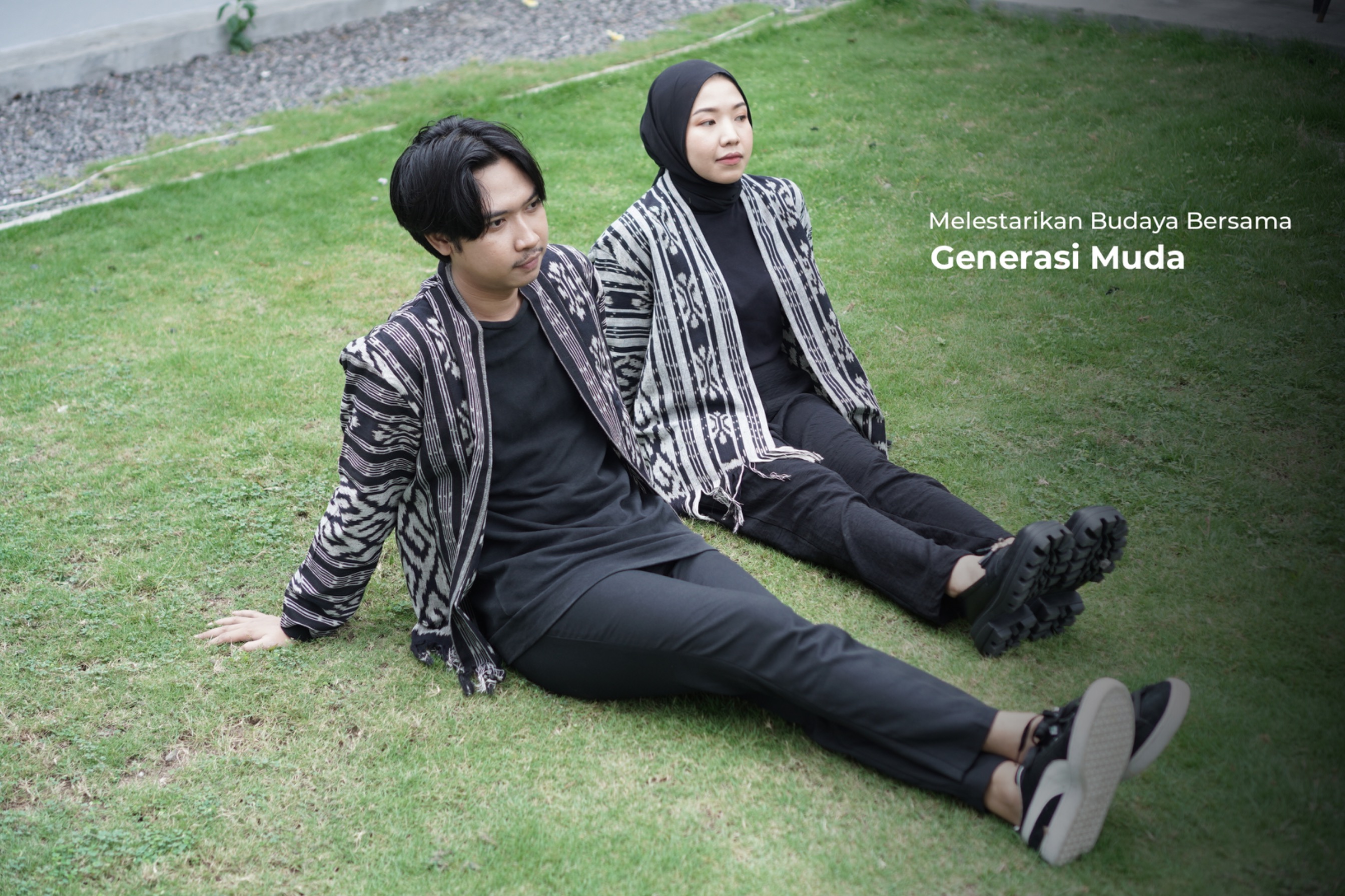 KEMBO - OUTER TENUN - KODE 05 PUTIH HITAM