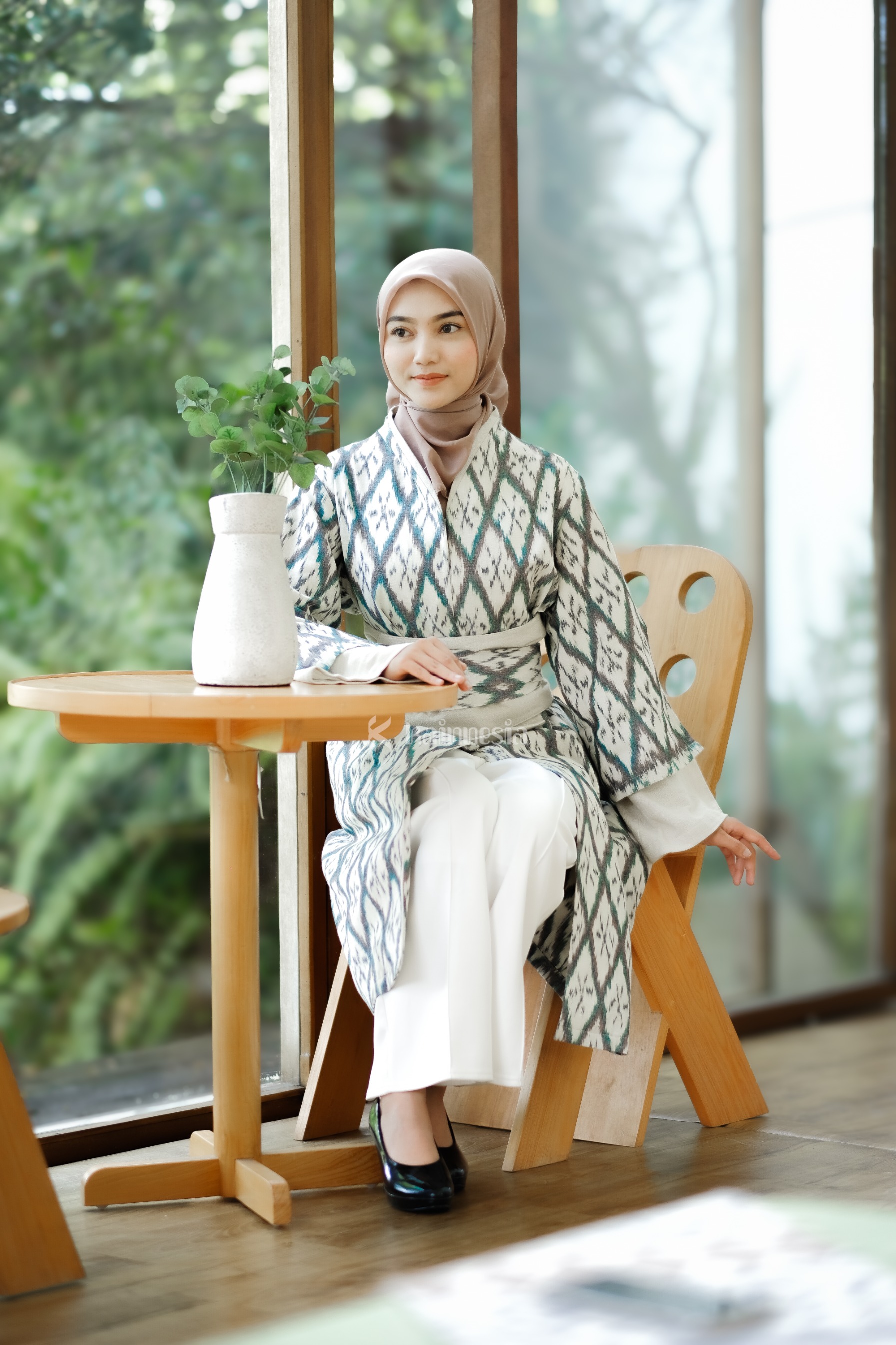 KAINNESIA Tunik Tenun Wanita Seraya Series Fit to L