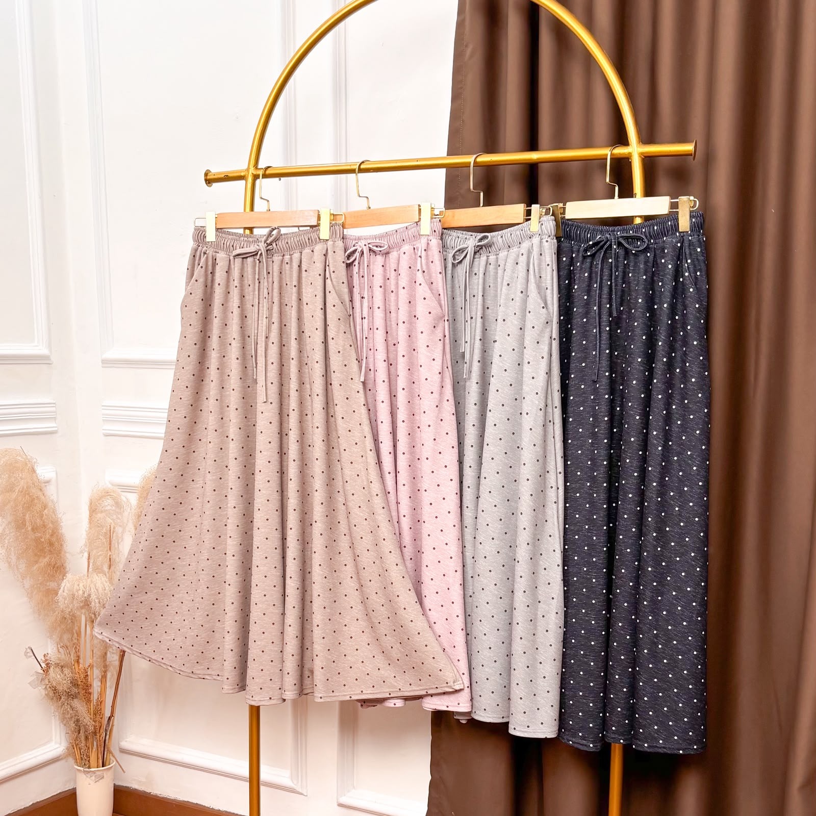 JV Hasanah Oneset Azzahra Polka Knit - Setelan Rok dan Kulot Payung Busui Jumbo
