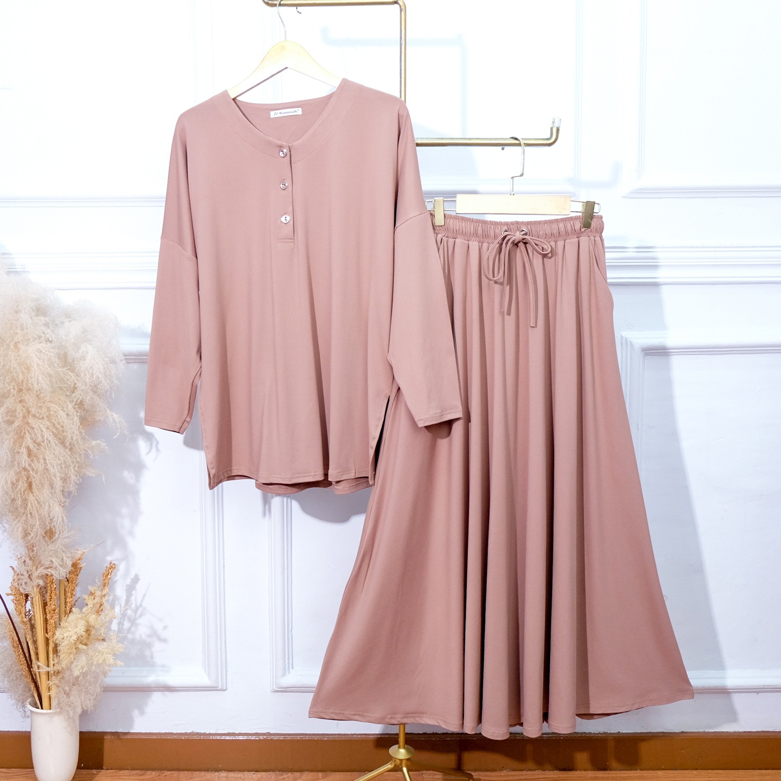 Setelan Rayon Spandex Rok dan Kulot Jumbo - JV Hasanah Gamila Rayon Spandex Set Rok and Culottes