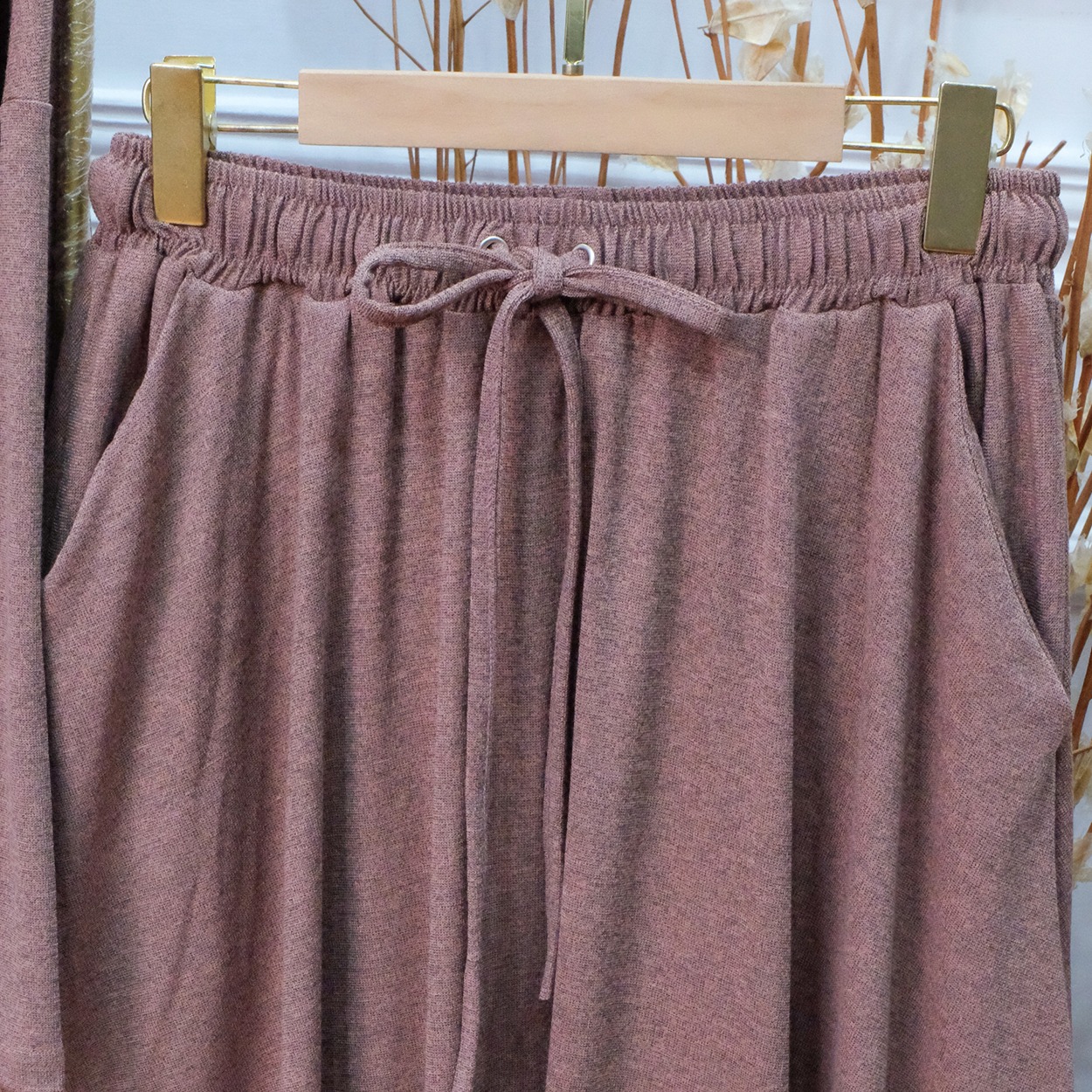 Setelan Baju Kancing Batwing Celana Kulot dan Rok Full Karet - JV Hasanah Gamila Oneset Pants Corduroy Abstract