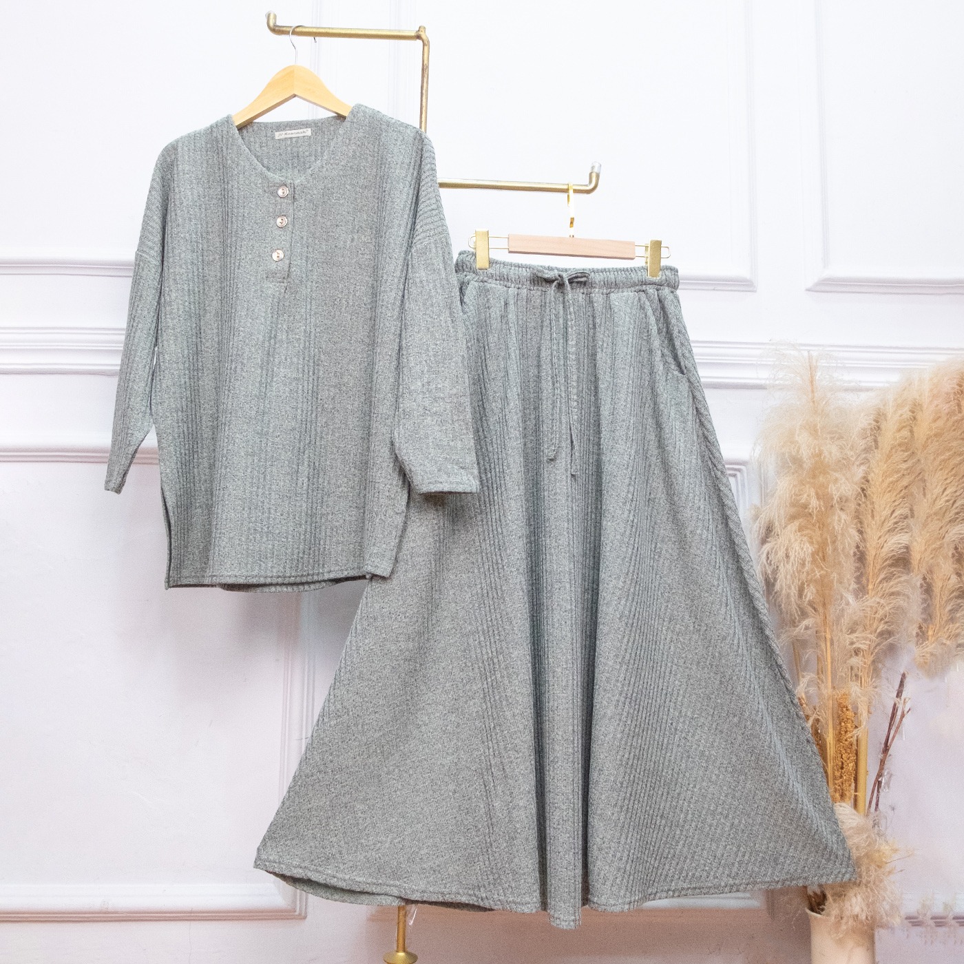 SetRok Rajut Melange Gamila Kancing - JV Hasanah Gamila Rajut Melange Set Rok Adem Jumbo