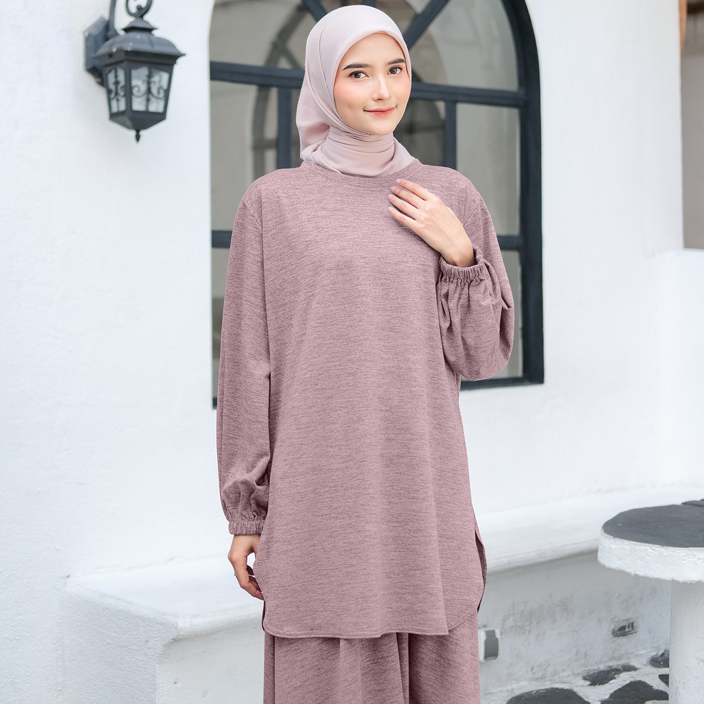 Oneset Baju Kurung Oval Abstract - Setelan Rok dan Celana Baju Kurung Abstrak Kaos 