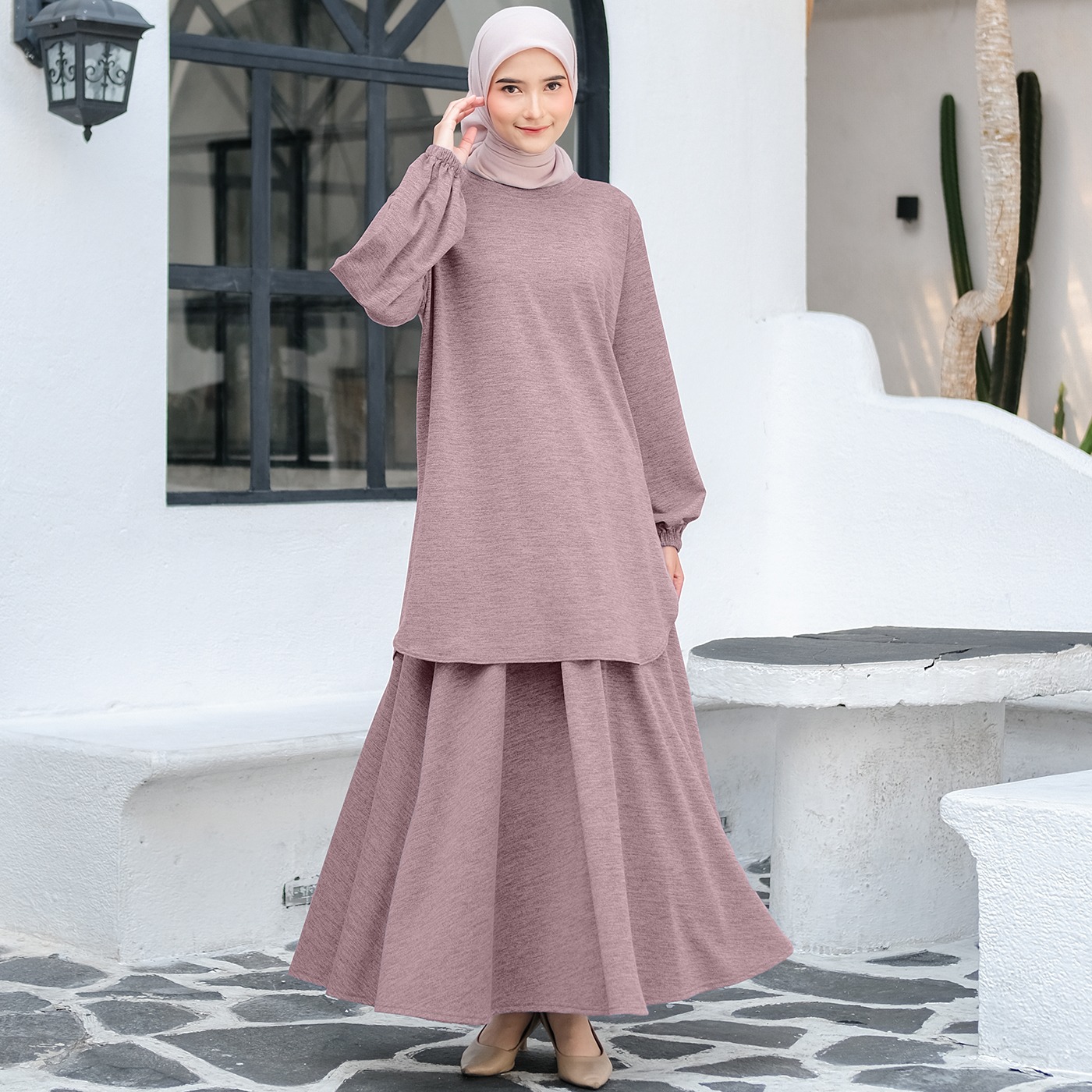 Oneset Baju Kurung Oval Abstract - Setelan Rok dan Celana Baju Kurung Abstrak Kaos 