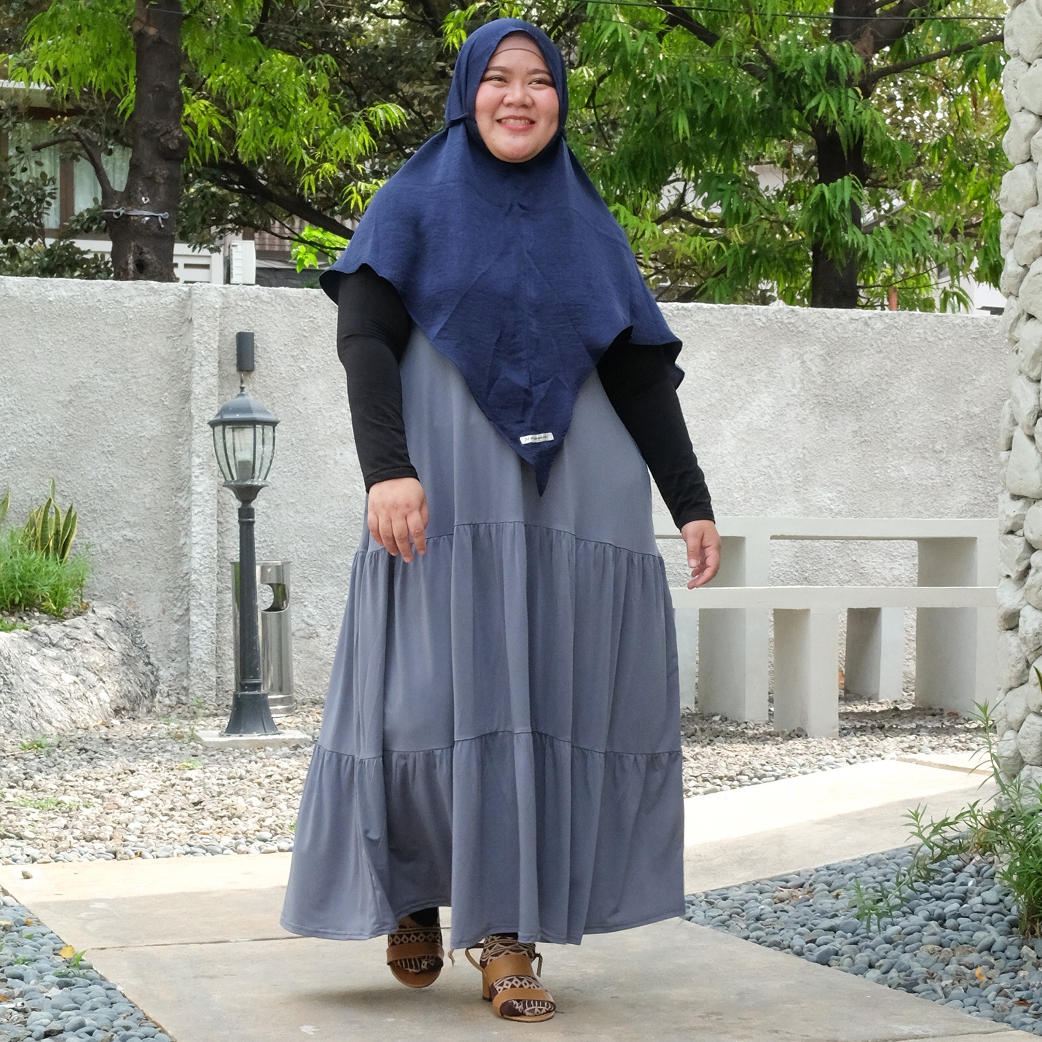 Sheilla Ruffle Sleeveless Jersey Dress - Gamis Susun Tanpa Lengan Busui Friendly