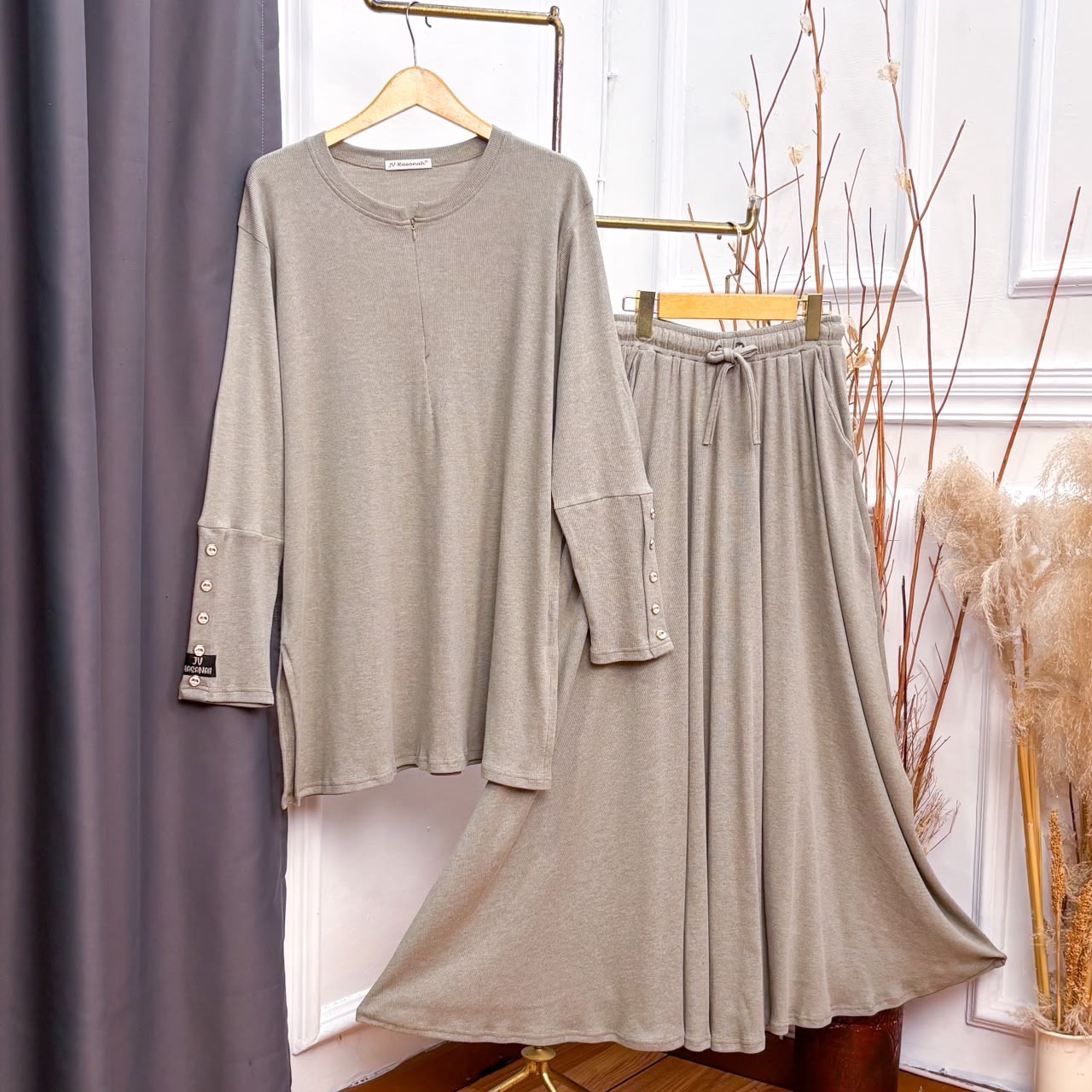 Setelan Kulot Kaos Knit Kancing Jumbo Busui - JV Hasanah Oneset Baju Knit Kancing