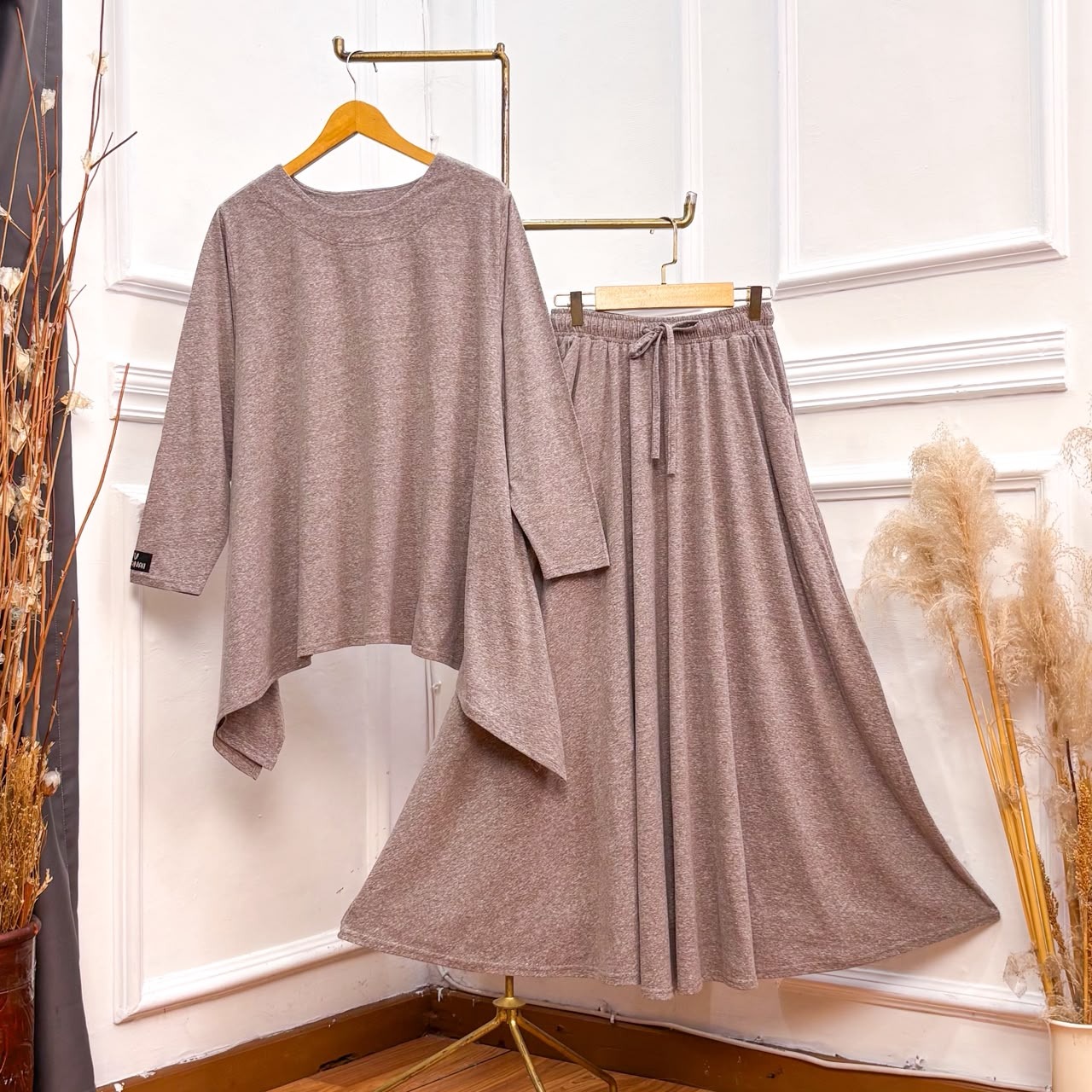 Set Rok dan Kulot Simple Abstract Cotton - Setelan Simple Rok dan Kulot Olahraga Katun Abstrak Adem Jumbo