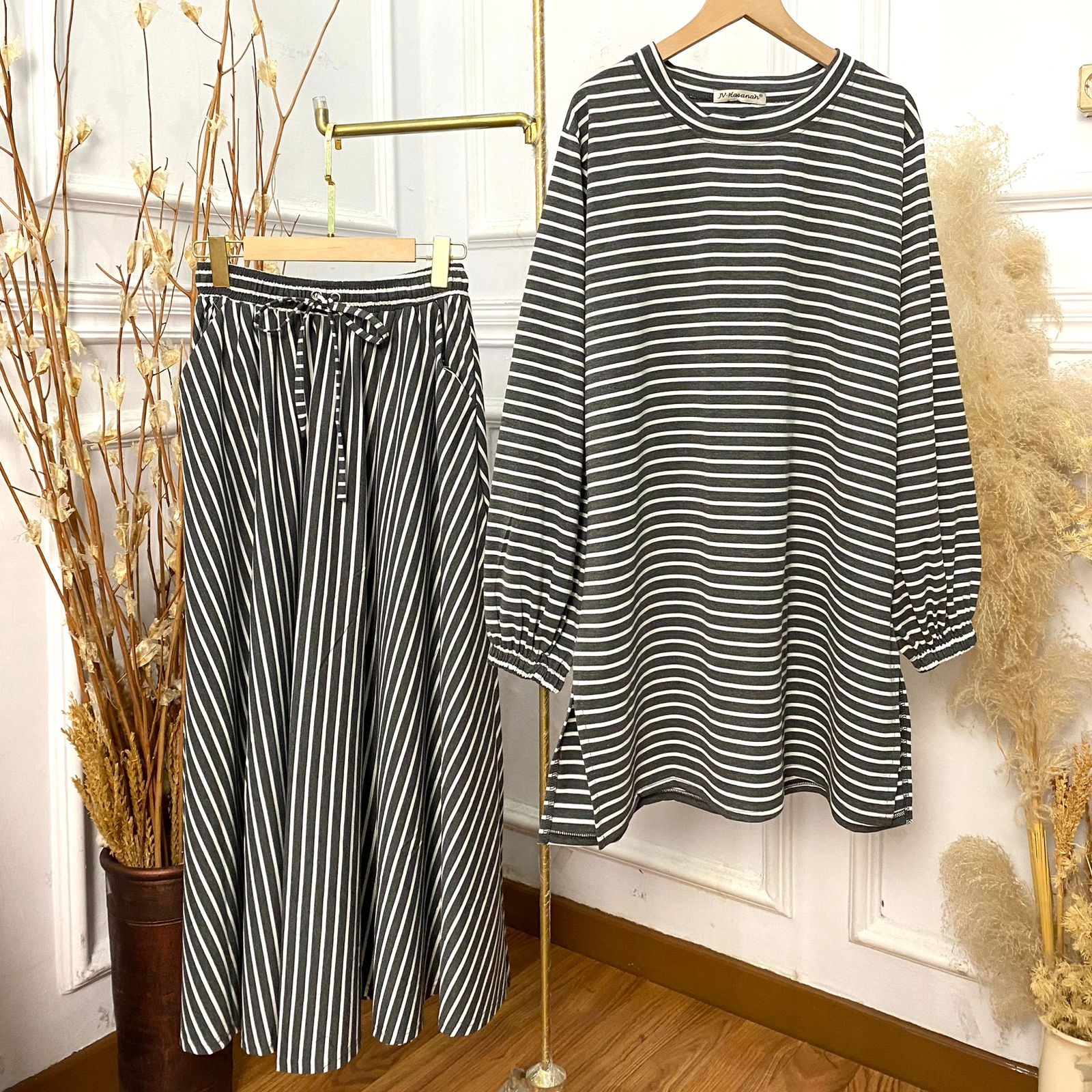 Setelan Rok Baju Kurung Salur Besar - JV Hasanah Oneset Baju Kurung Skirt Big Stripe Series
