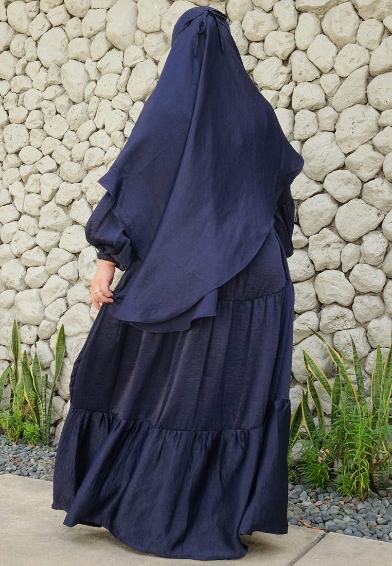 Asyifa Shimmer Dress - Gamis V Ruffle Silk Flowy dan Busui 