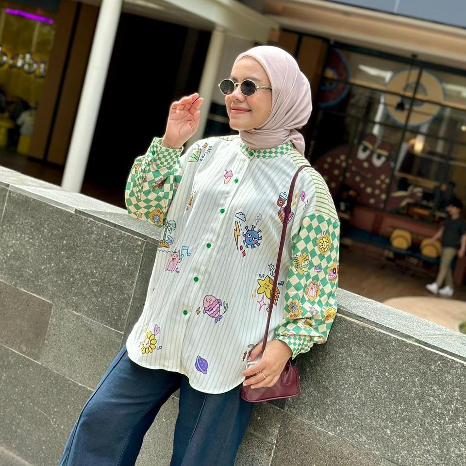 KEMEJA FULL PRINT SANI MOTIF LUCU STUDIO SILK  BY AMEELA.KL