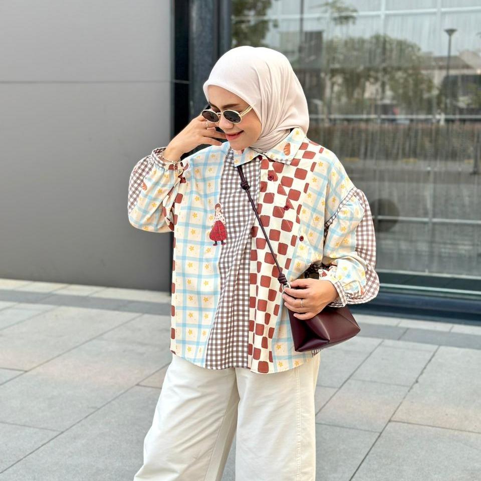 KEMEJA OVERSIZE KATUN TOYOBO JASEE BY AMEELA. KL