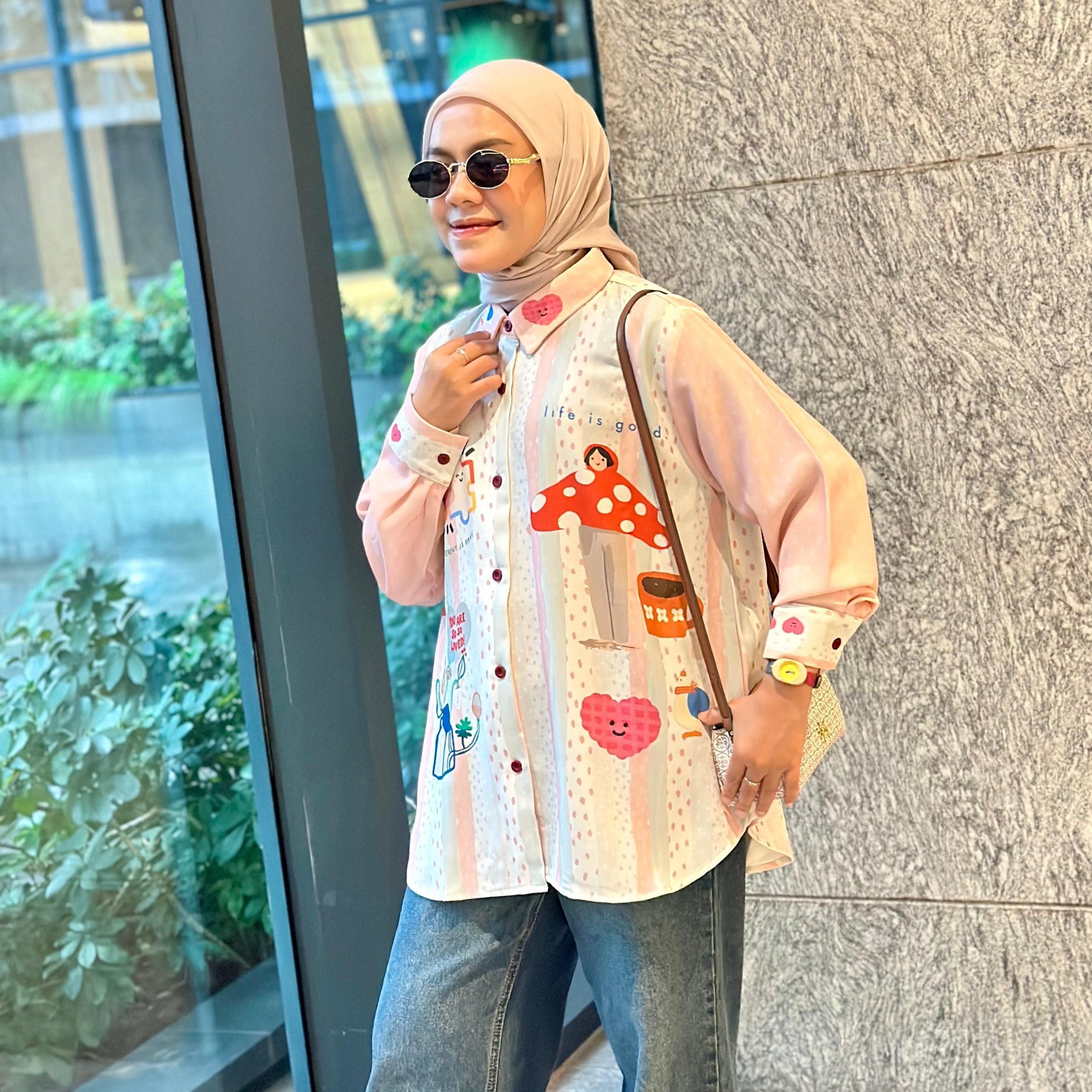 KEMEJA FULL PRINT BELLA BAHAN STUDIO BY AMEELA. KL