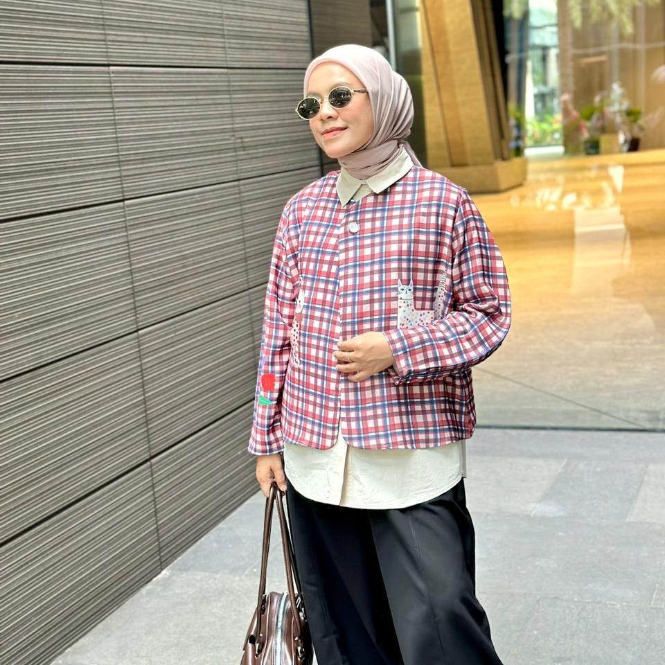 OUTER PRINT EVELINE LOLY CRAP BY AMEELA.KL