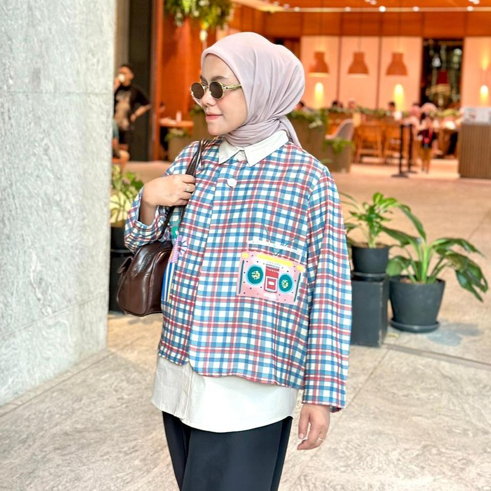 OUTER PRINT EVELINE LOLY CRAP BY AMEELA.KL