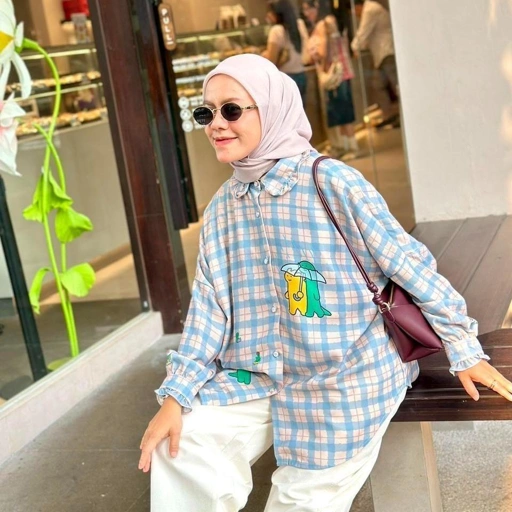 KEMEJA OVERSIZE DUMA BAHAN LOLY CREPE BY AMEELA. KL