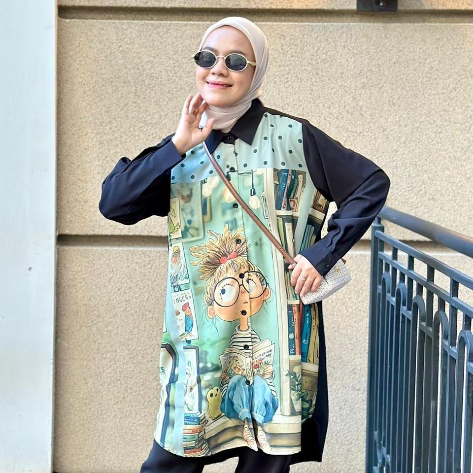 TUNIK KHUSUS HITAM XENA PRINT DEPAN BAHAM ARUMI BY AMEELA.KL