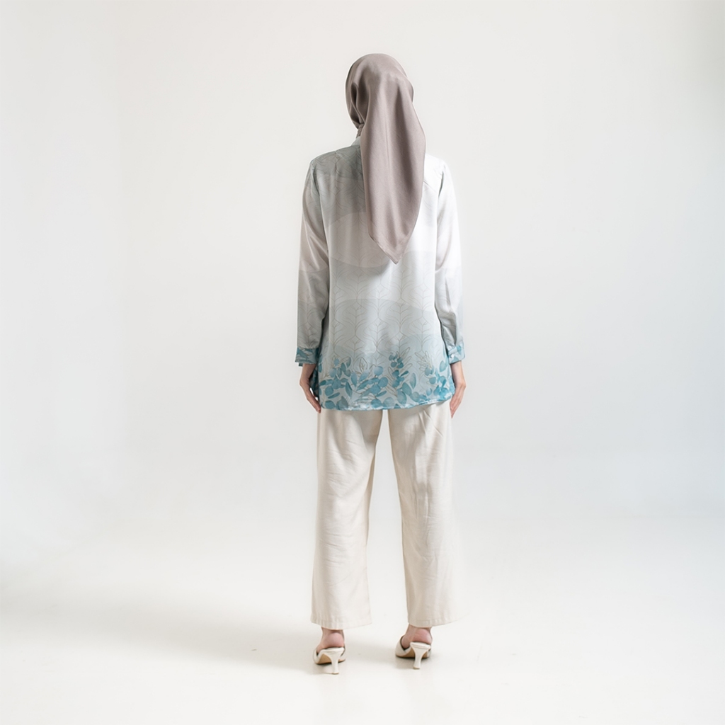 Kemeja Blouse Abelia Atasan Kemeja Wanita Motif Full Print by Ameela.KL