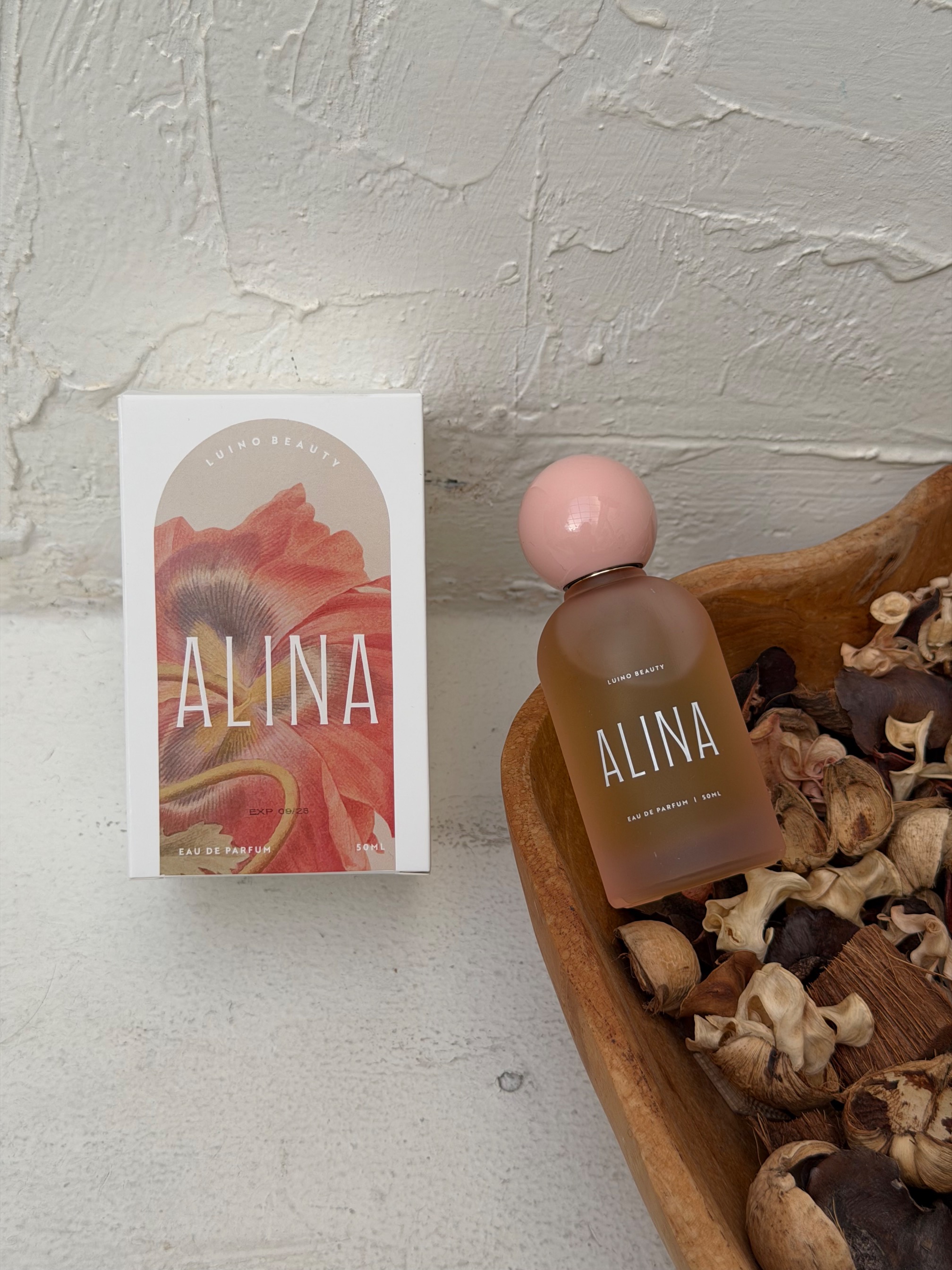 ALINA (Giveaway iPhone 18Pro & Sepeda Listrik)