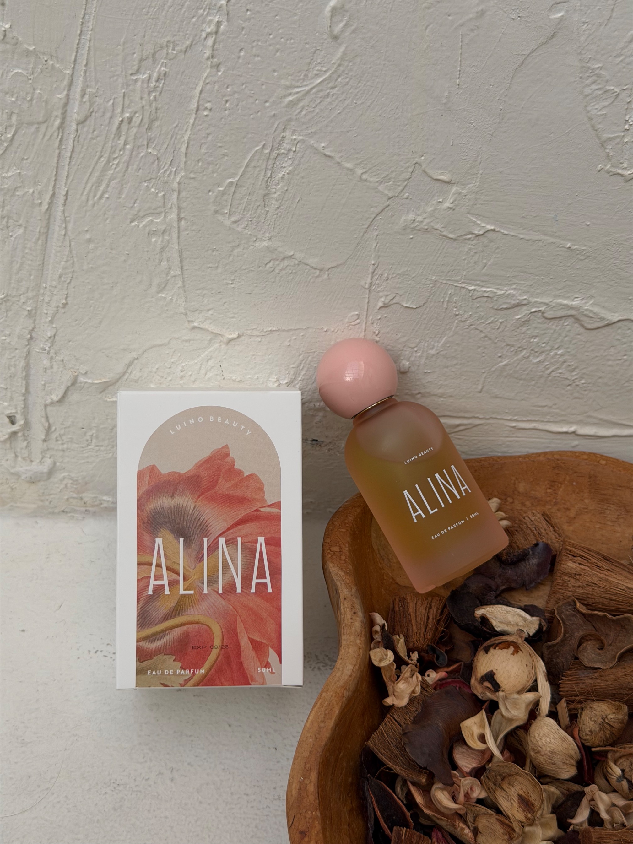 ALINA (Giveaway iPhone 18Pro & Sepeda Listrik)