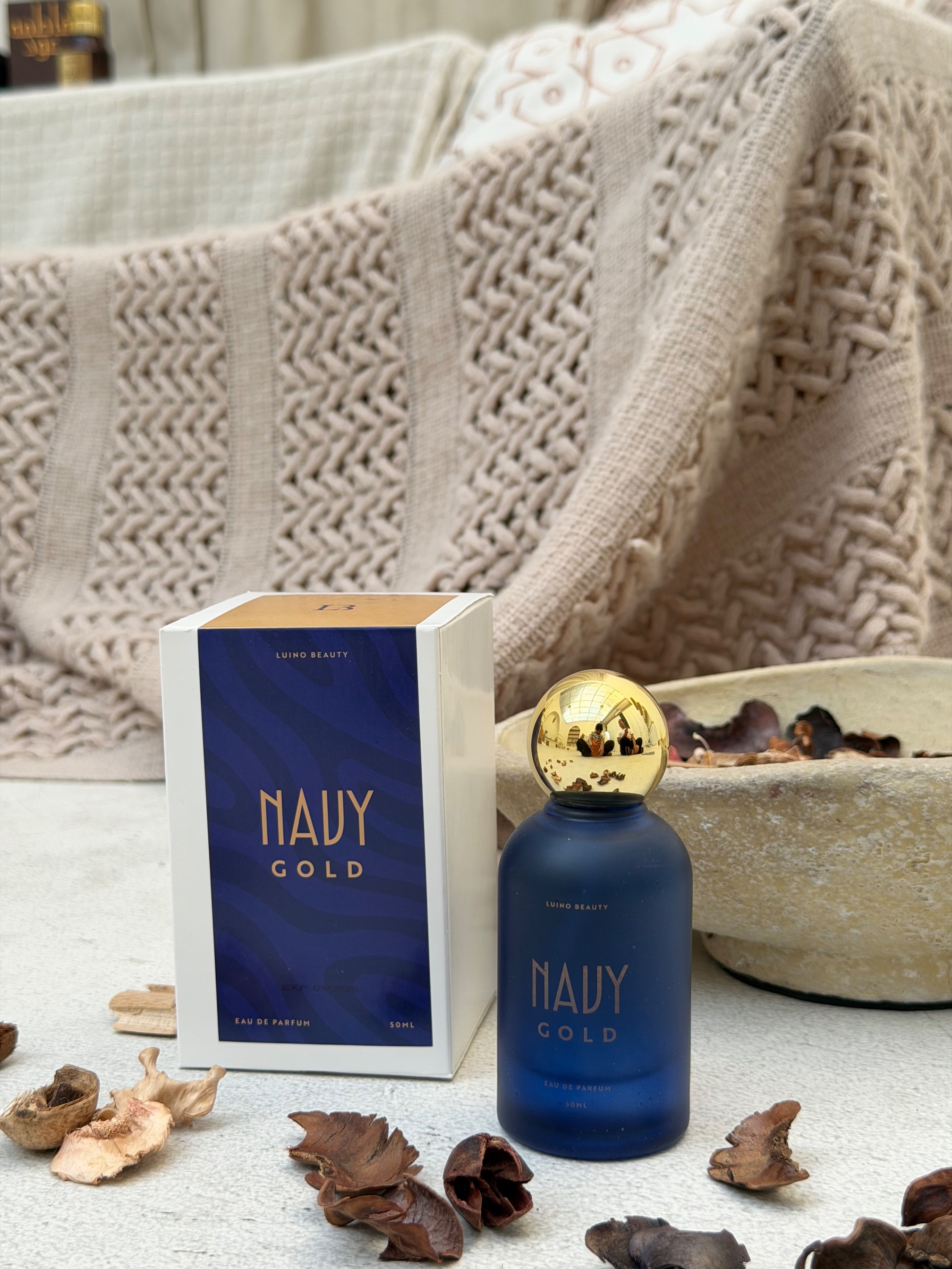 Navy gold (Giveaway iPhone 18Pro & Sepeda Listrik)