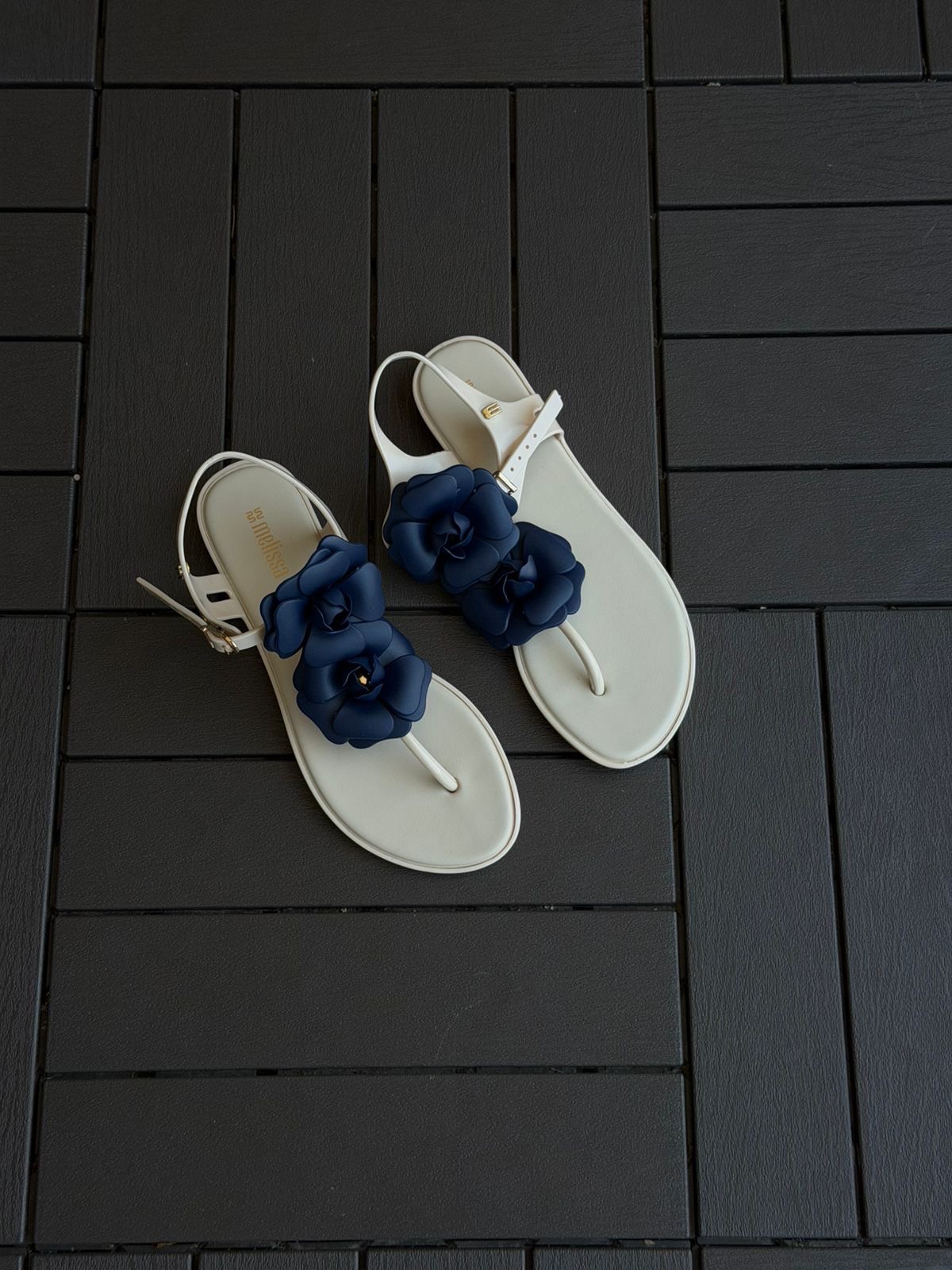 Mells 003 (TRUE SIZE)