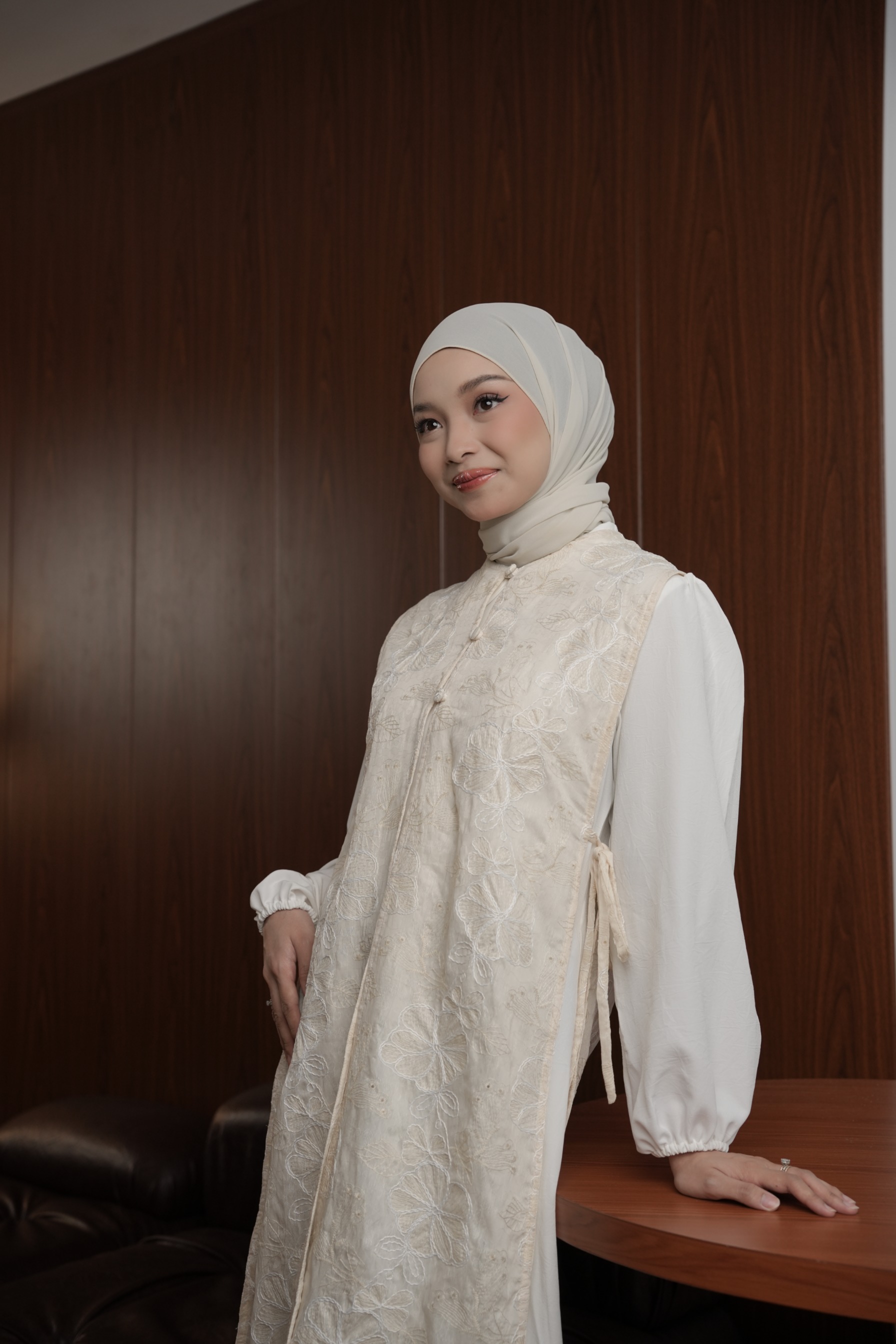 Foxandbunny x Sasinari - Semai Outer Wanita Tencel Premium