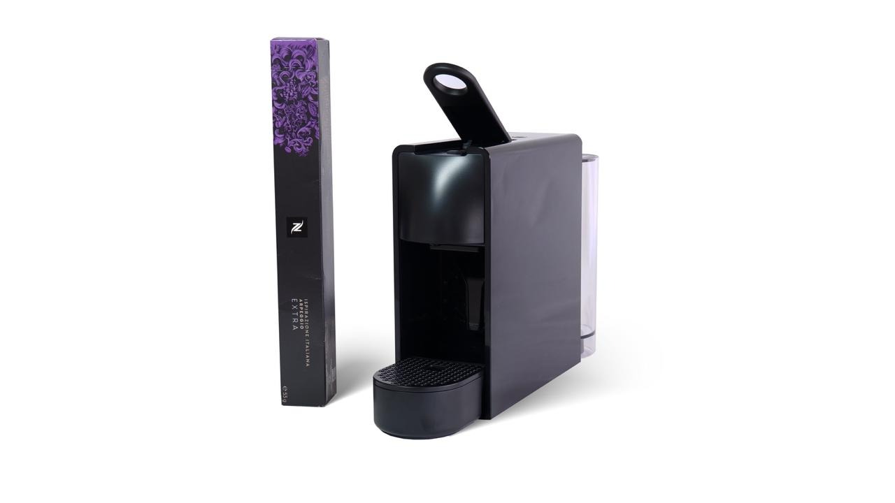 NESPRESSO Essenza Mini Coffee Machine (Black) -- Free 10 Capsule