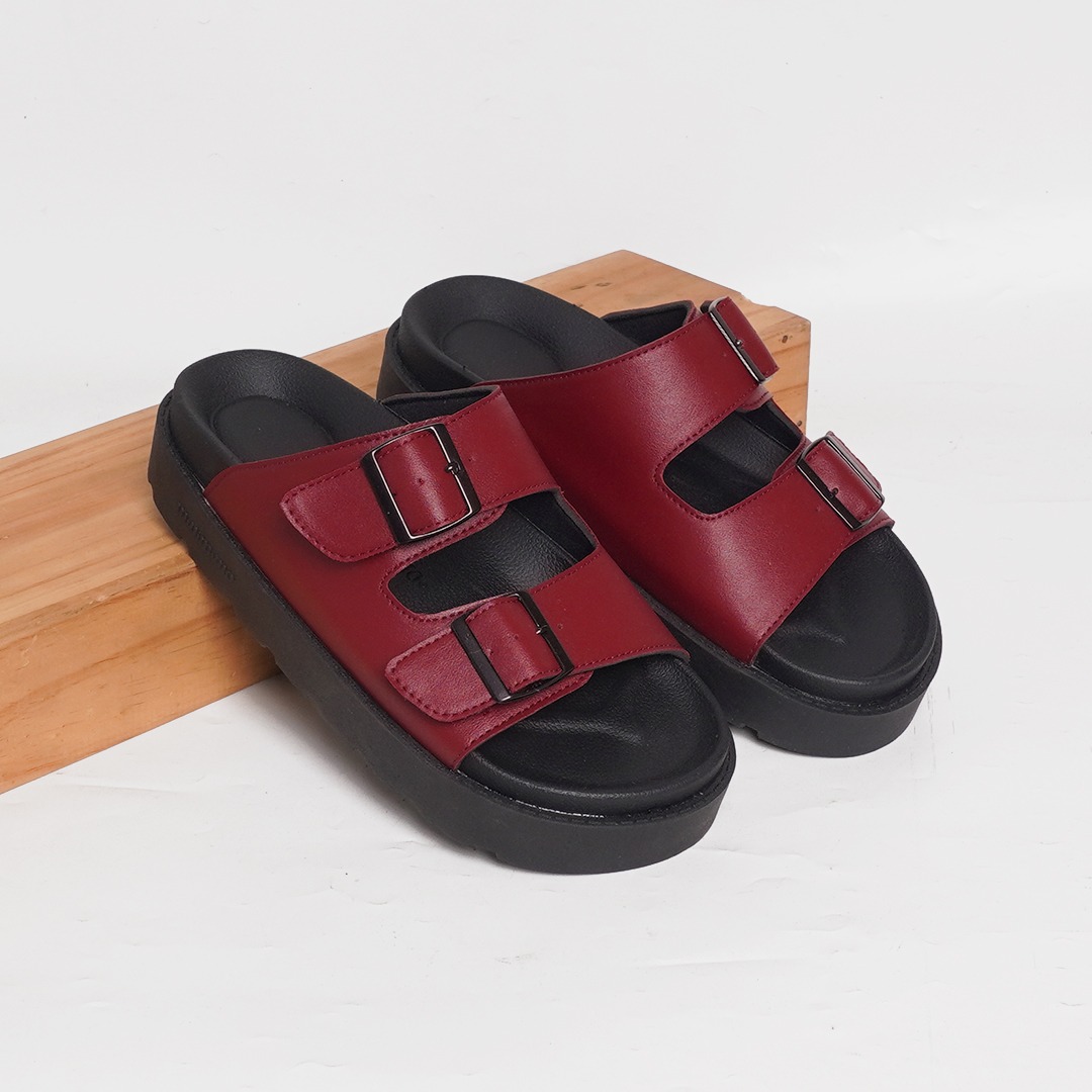 Haura Maroon