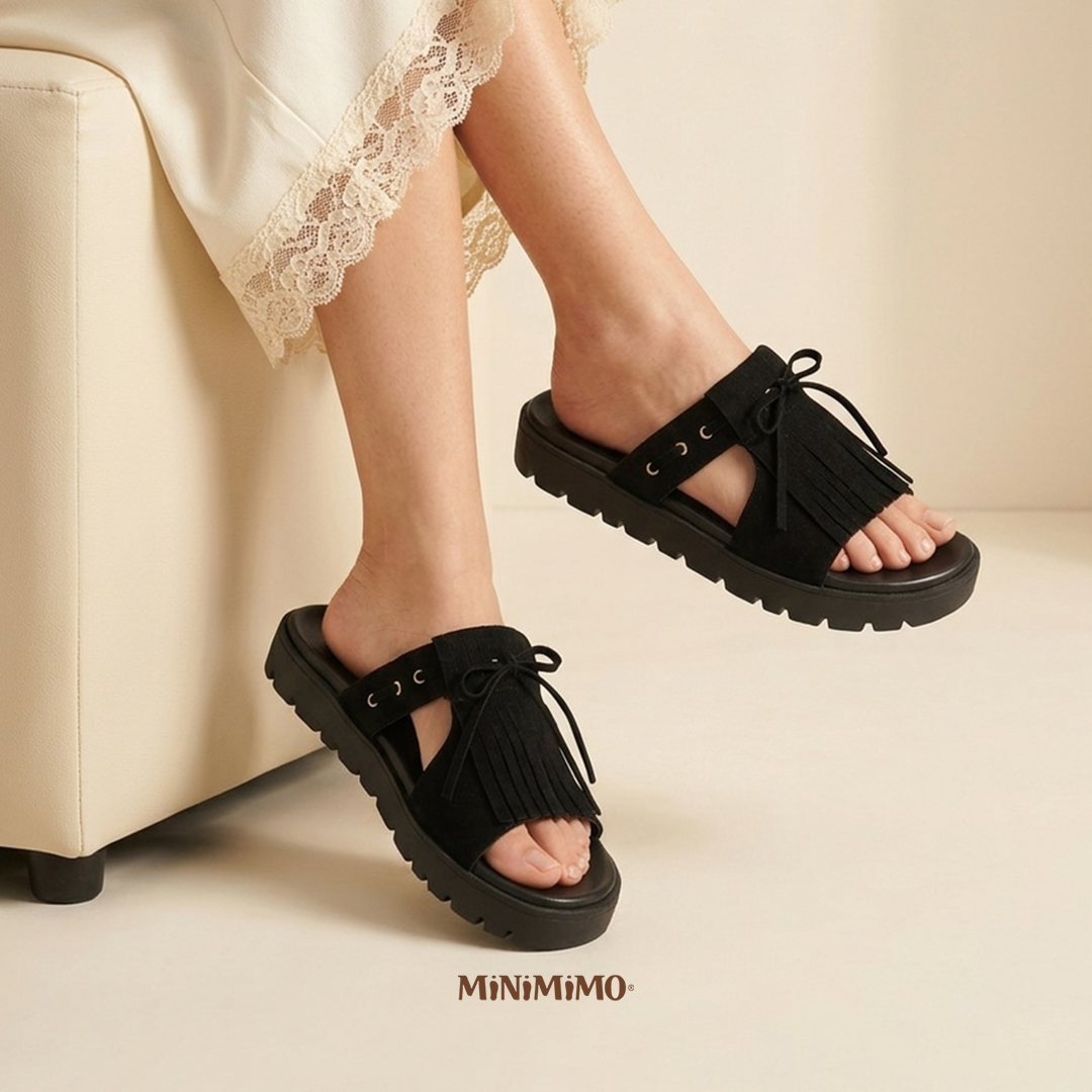 Moana Black
