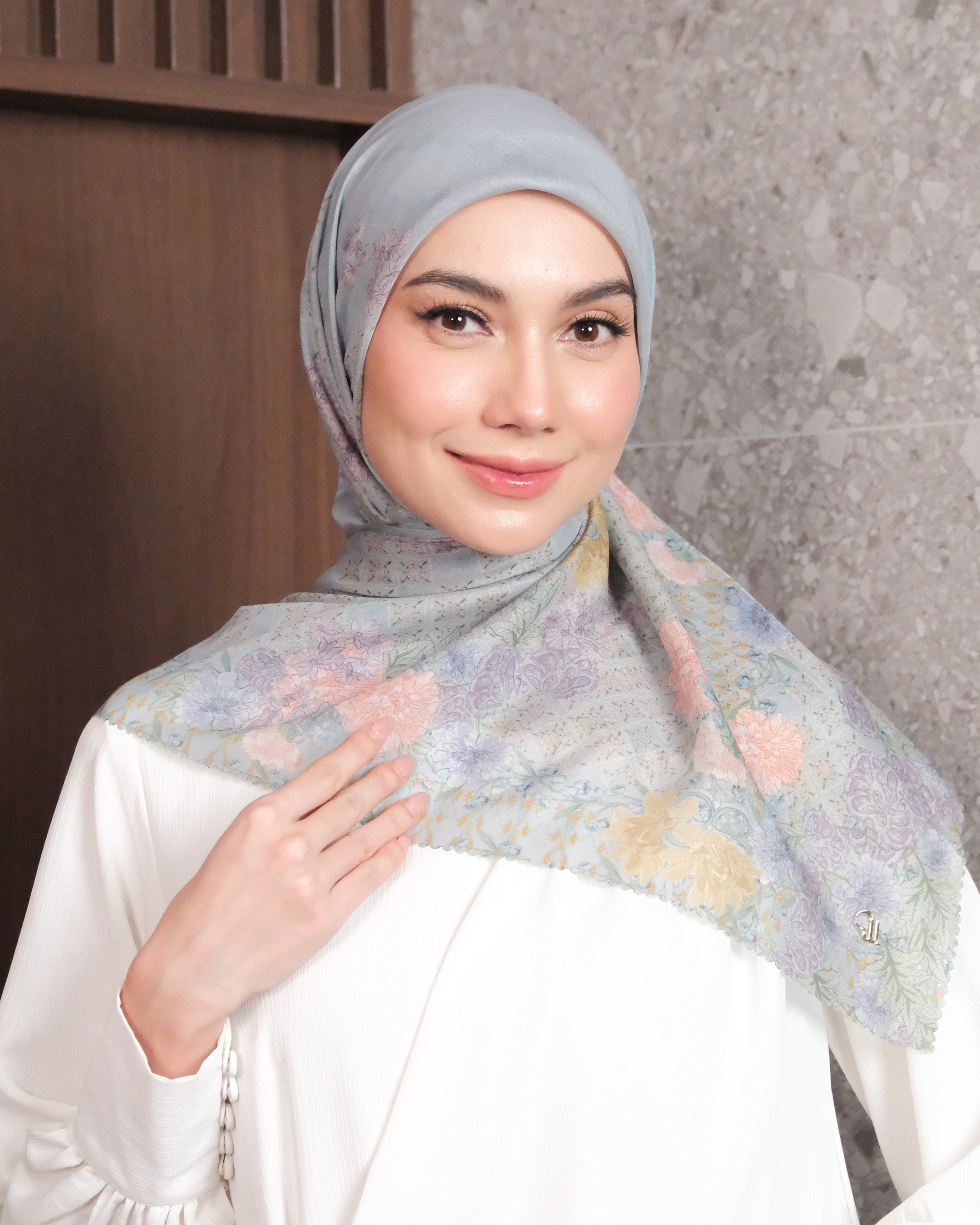 ARAYA SCARF - SKY BLUE