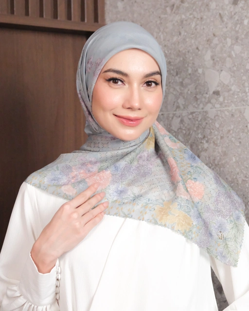 Image of ARAYA SCARF - SKY BLUE