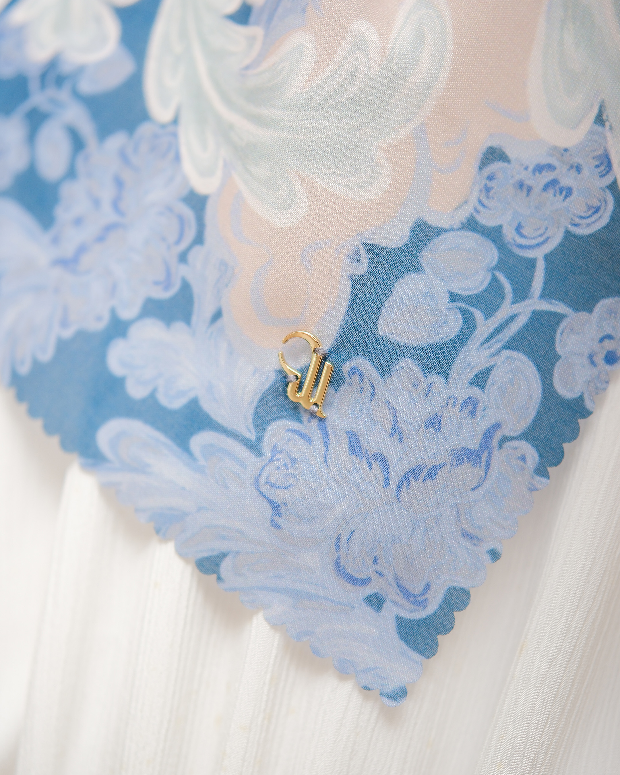 AMALA SCARF - SKY BLUE
